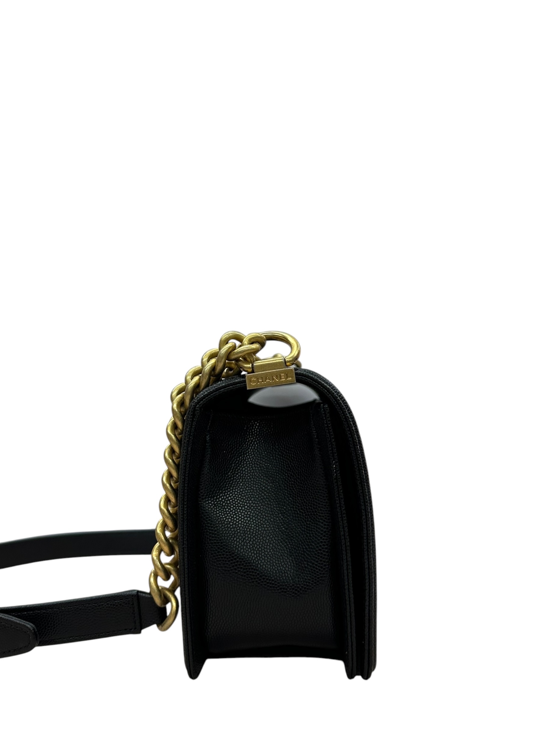 Pre-owned Chanel Boy 25 Flap Bag Calfskin / Product Code: 082103