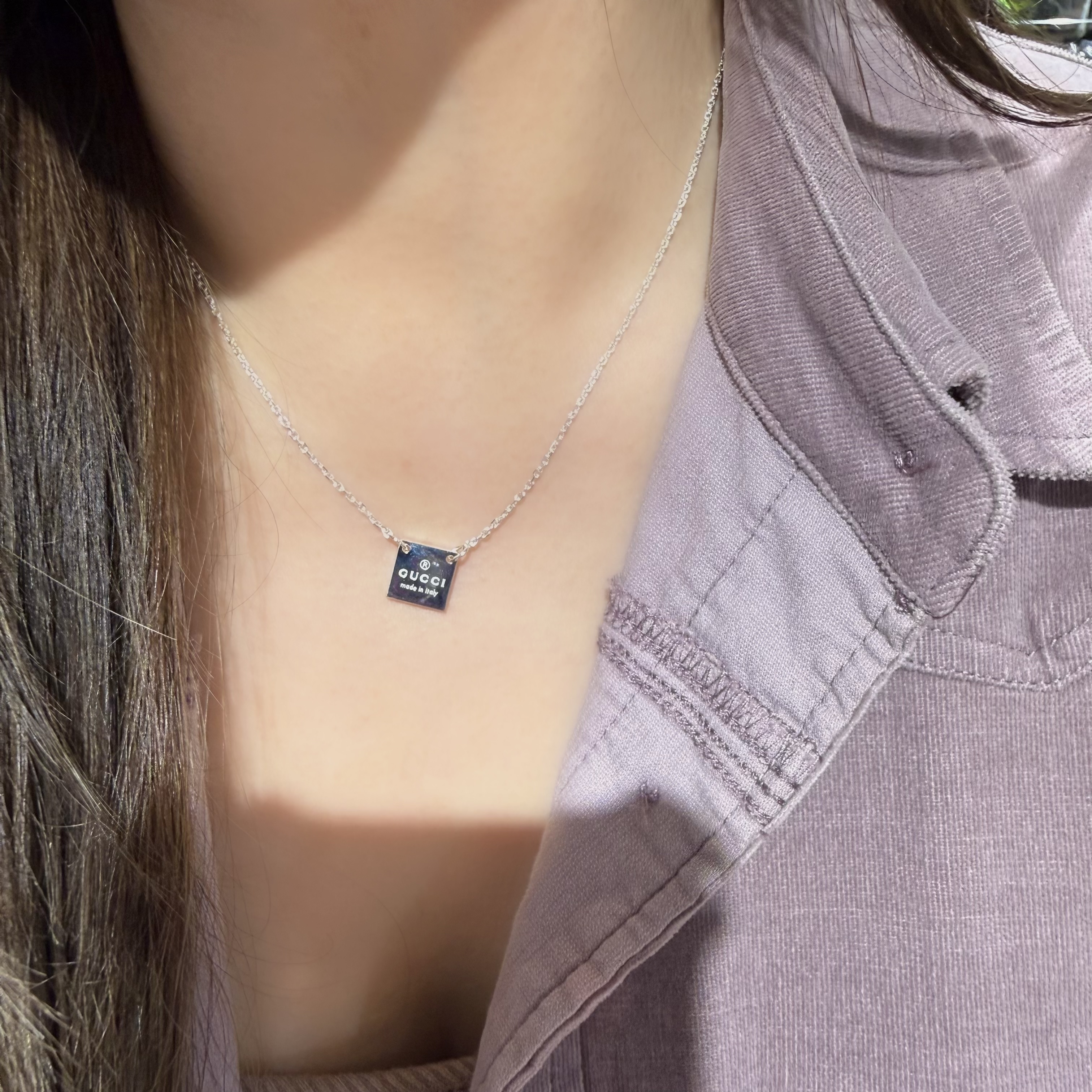 Gucci trademark square necklace 925