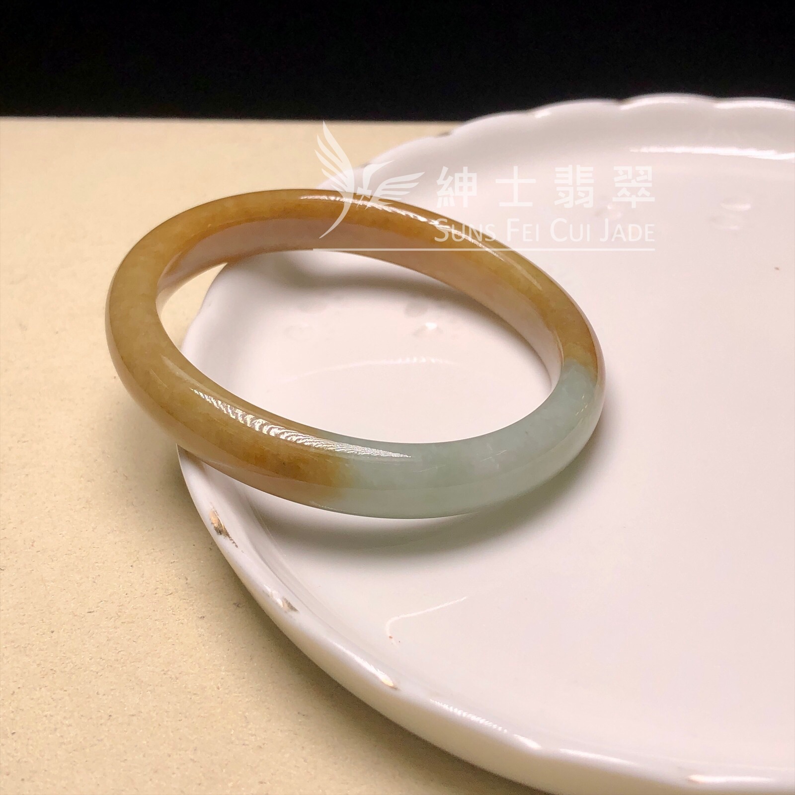 YK00013 大馬坎翡色貴妃鐲53.3mm