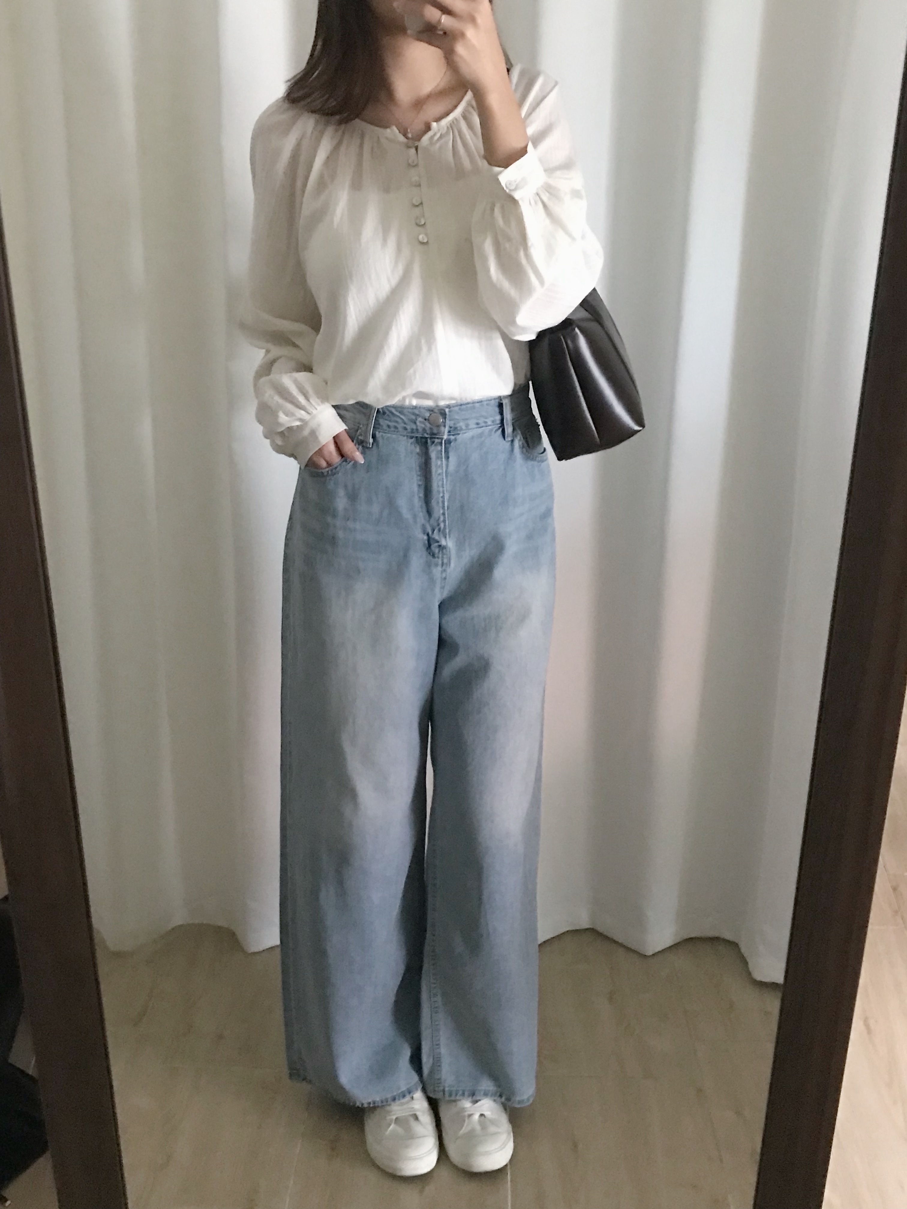 法式圓領透透襯衫