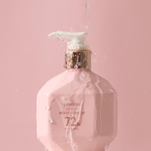韓國BoM Light On In-Shower Body Tone Up 亮白反光保濕身體素顏乳 290ml