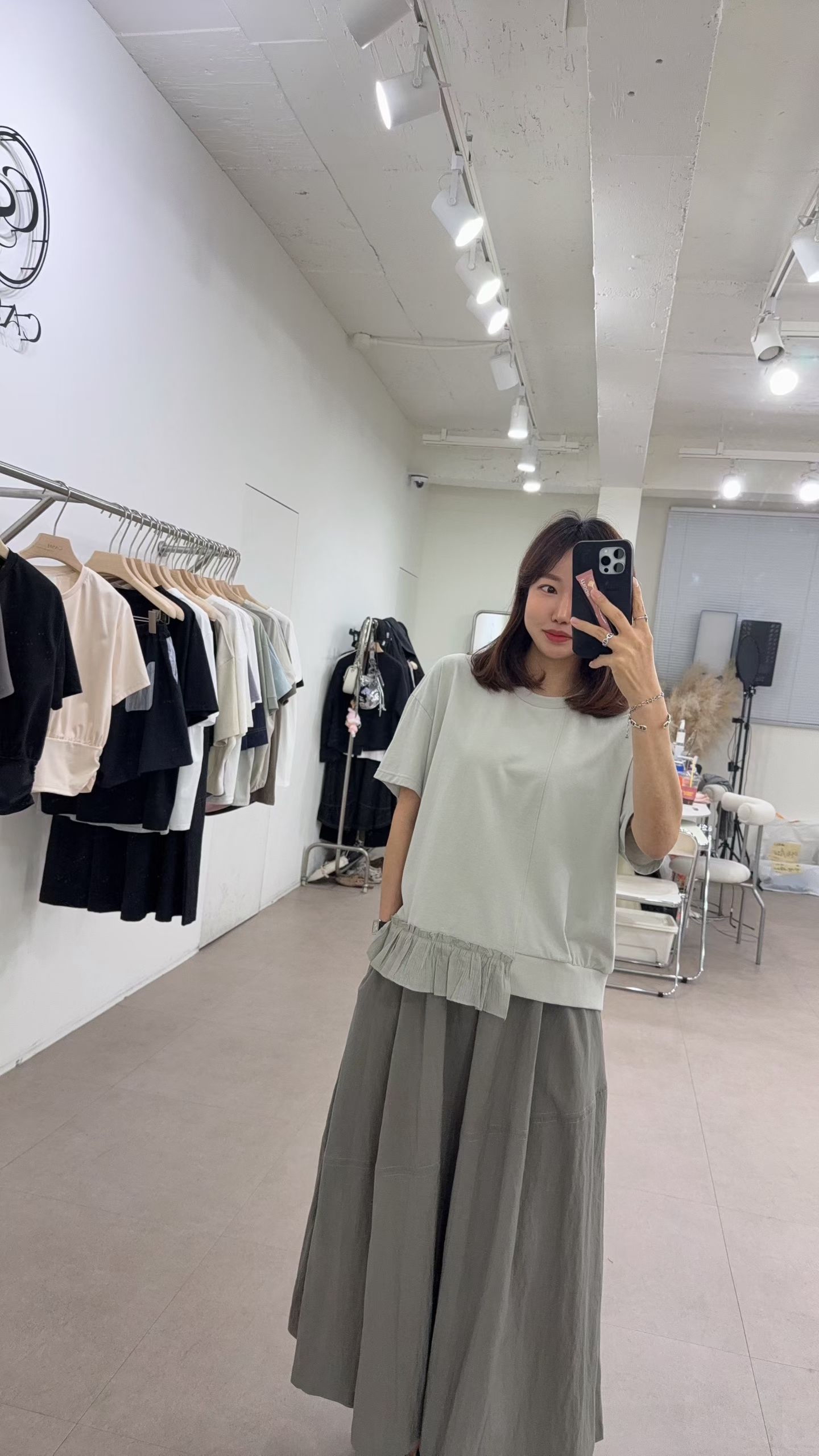 CH11 下擺荷葉拼接上衣