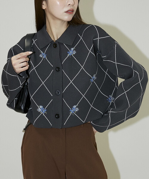 線條菱形花卉刺繡短短外套