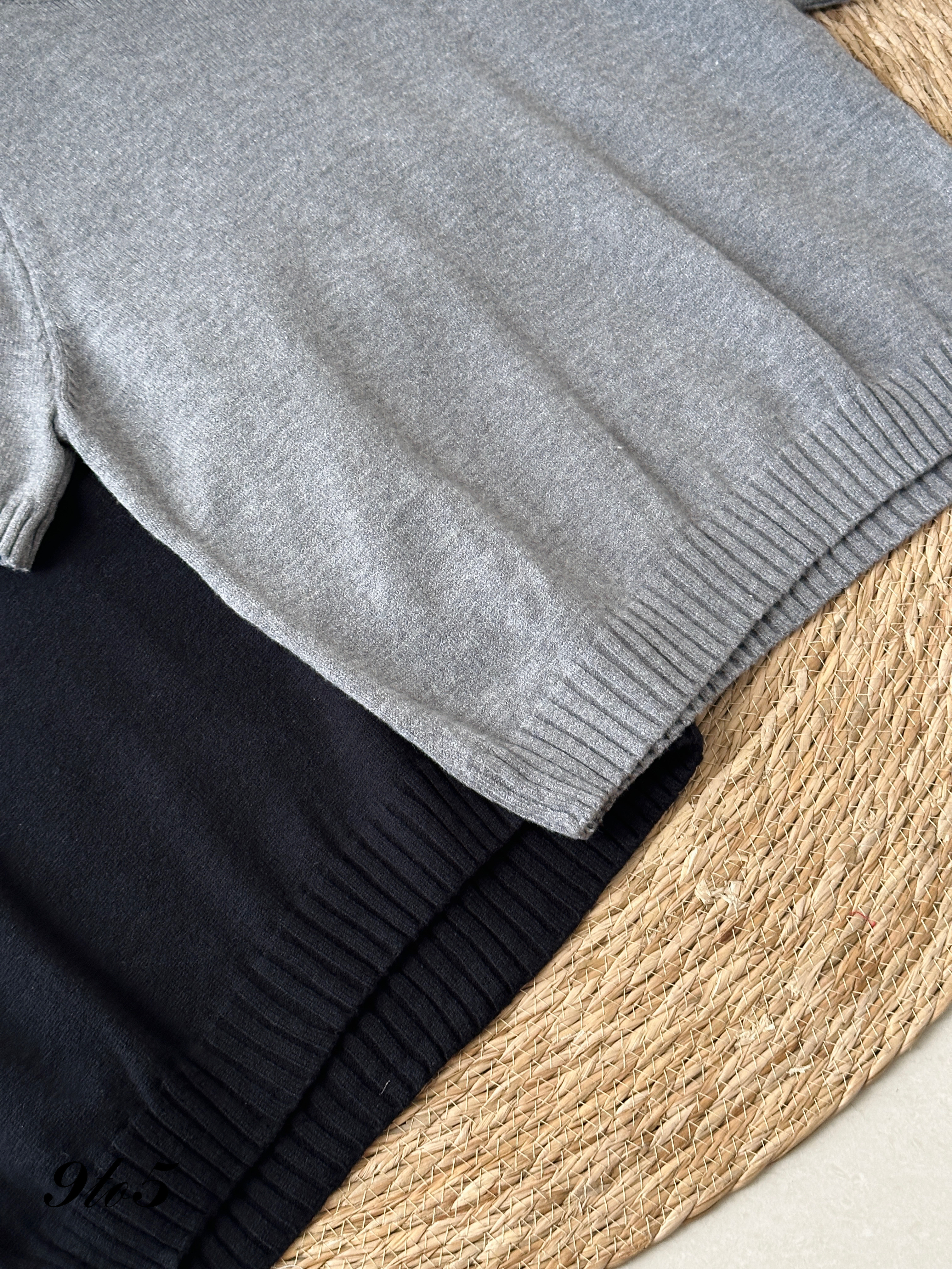 T3939 Round Neck Knit Top - 4 Colors