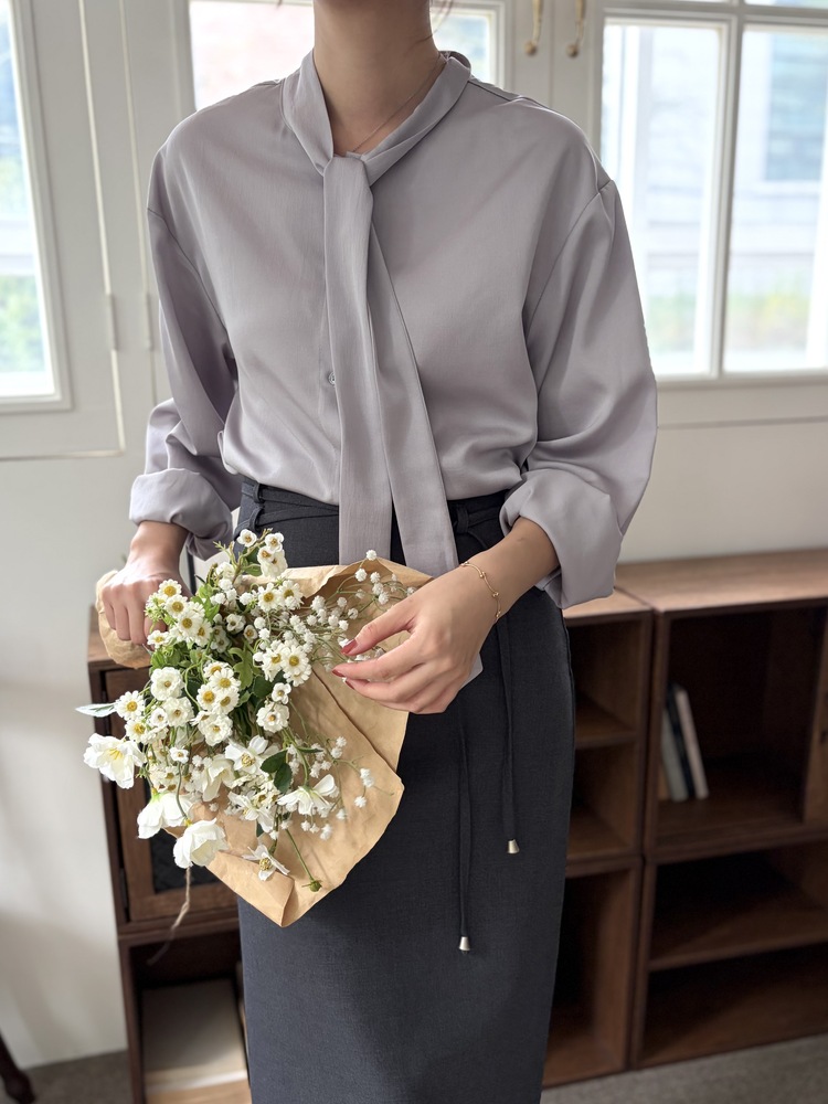 Two-way Tie Detail Blouse (Grey)