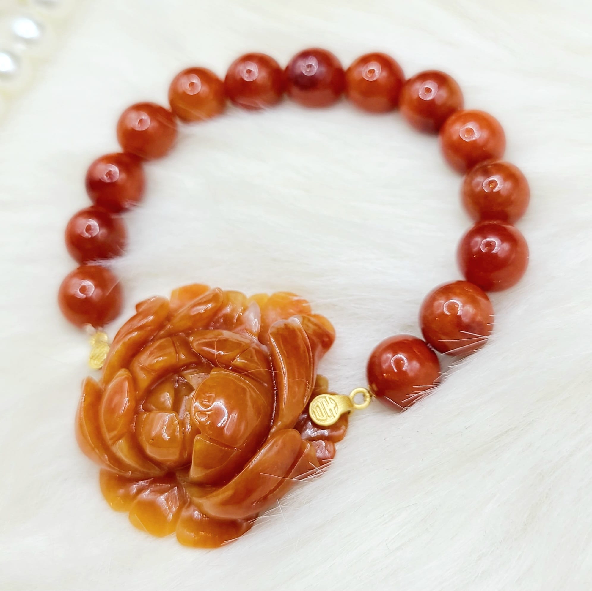 80年代紅翡牡丹雕花手串