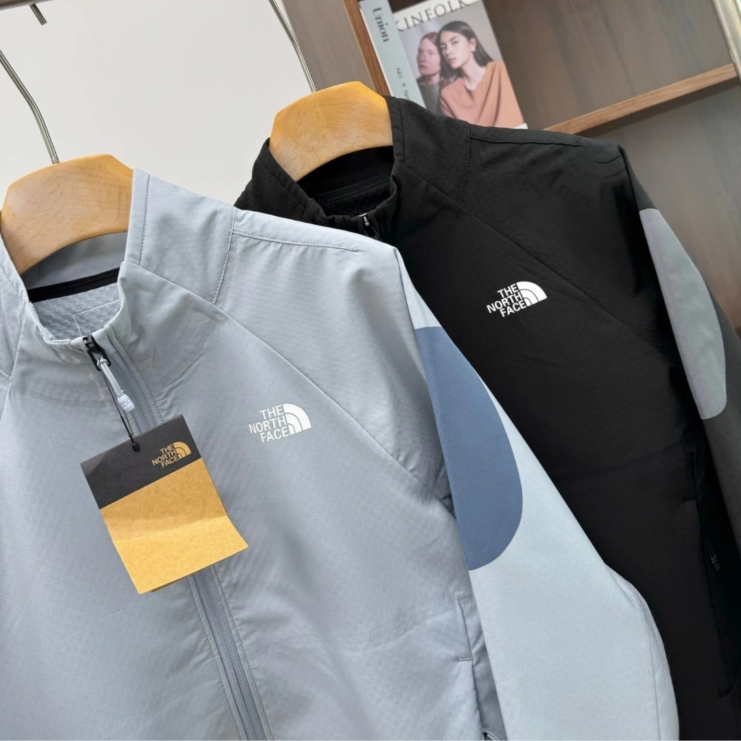 TNF 棋盤格防風衝鋒褸(男款/女款)