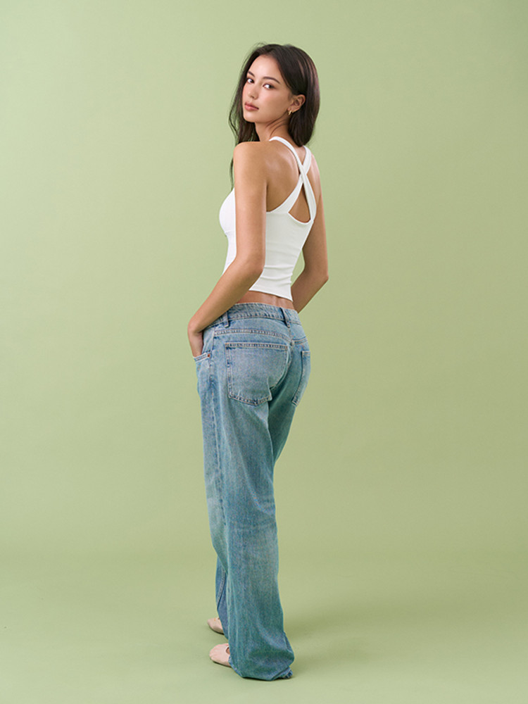 預購_Soft Curve Halter Top by Grandeline