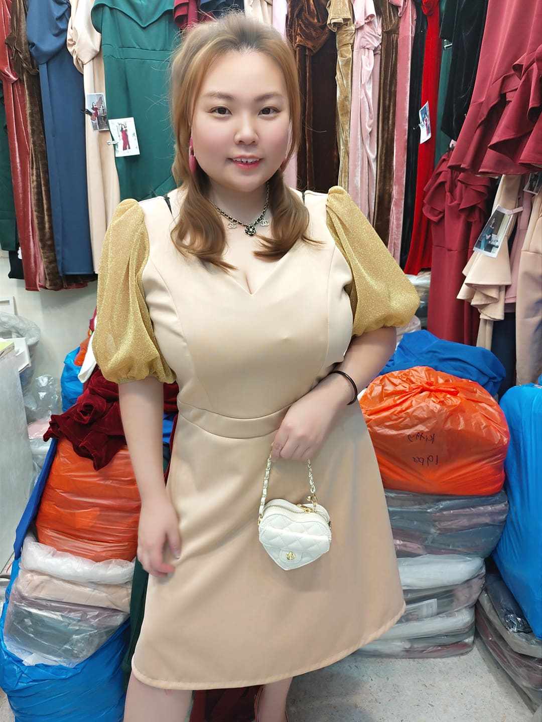 E11/EE0133 🔥特价🔥雪纺泡泡袖大V礼服