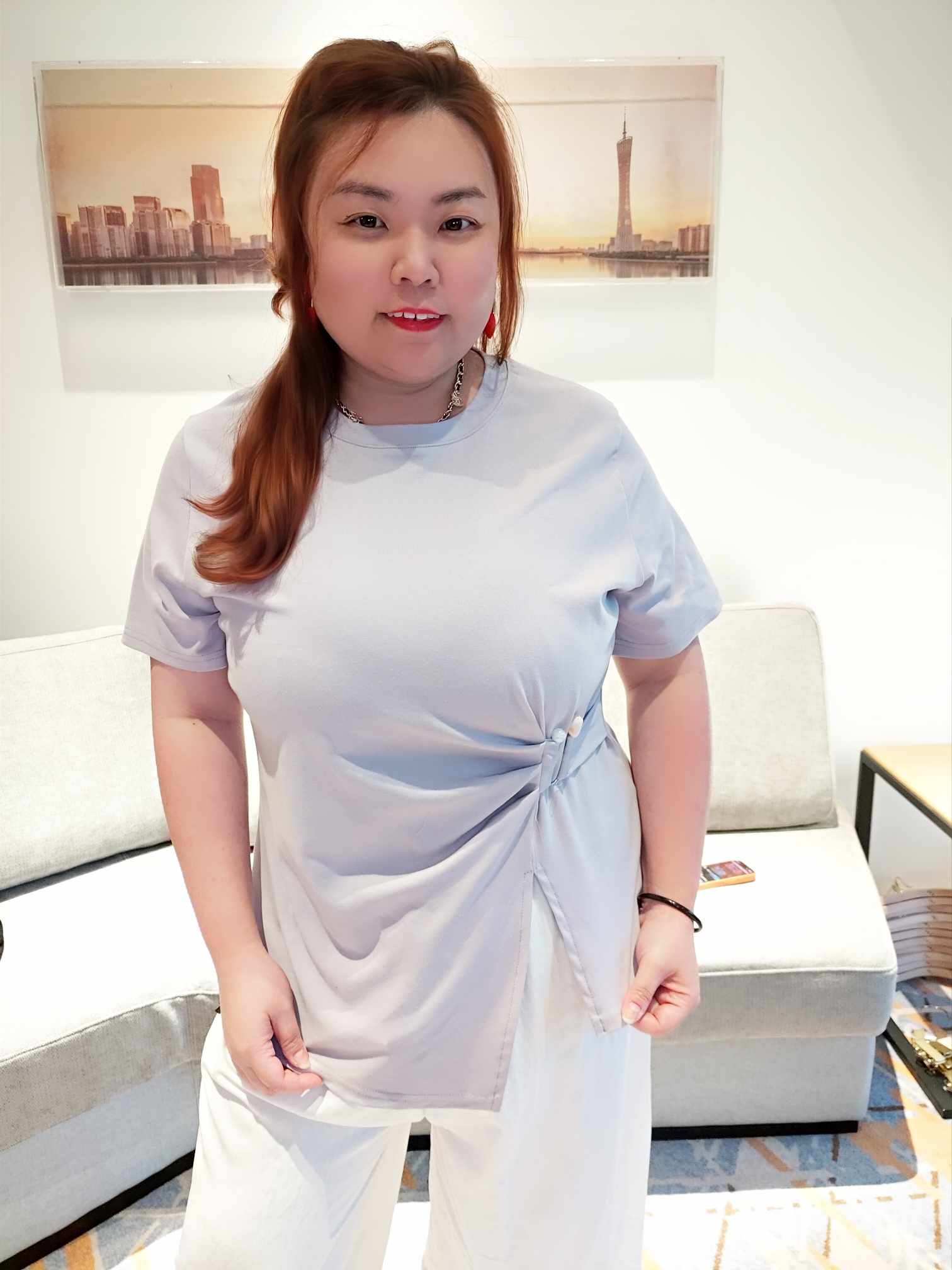 YCF10 9971 皱褶不规则开叉上衣