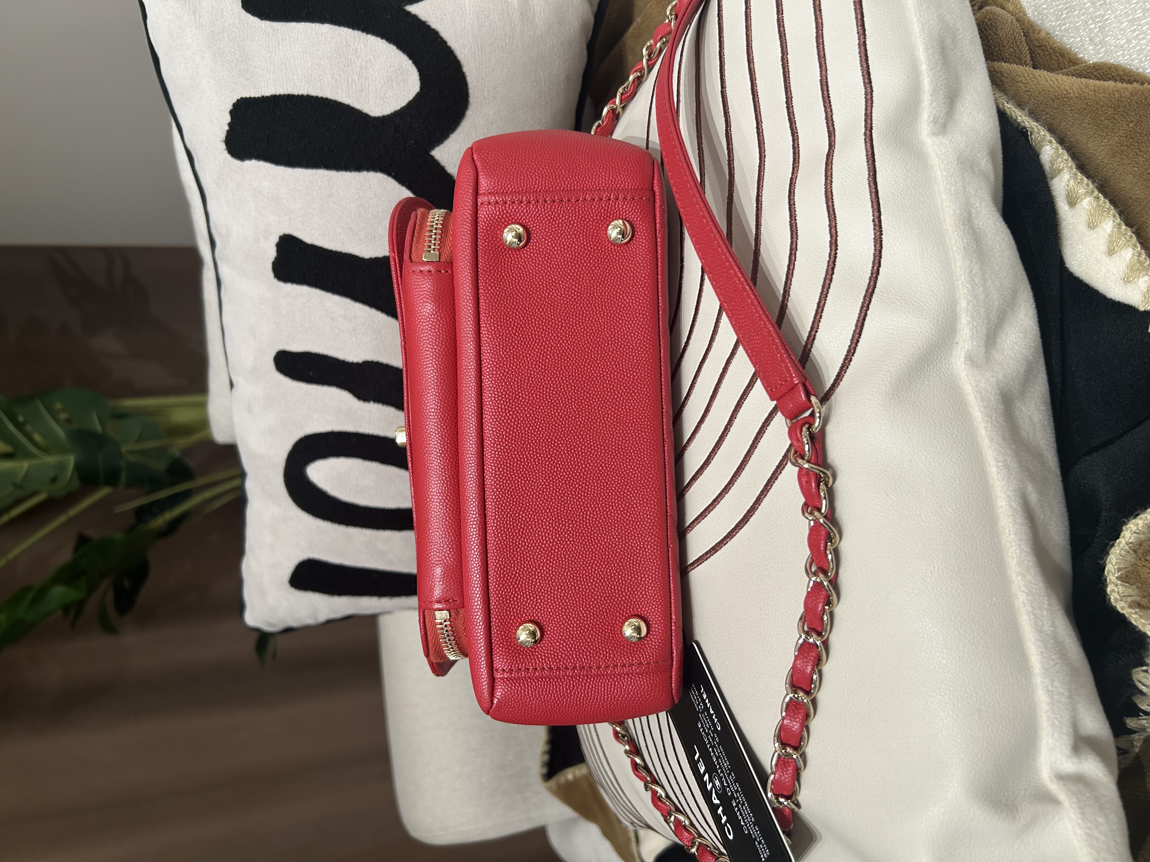 CHANEL Business Affinity 2way bag A93607 荔枝牛皮 100%Authentic, 98%New ✅28card✅Box