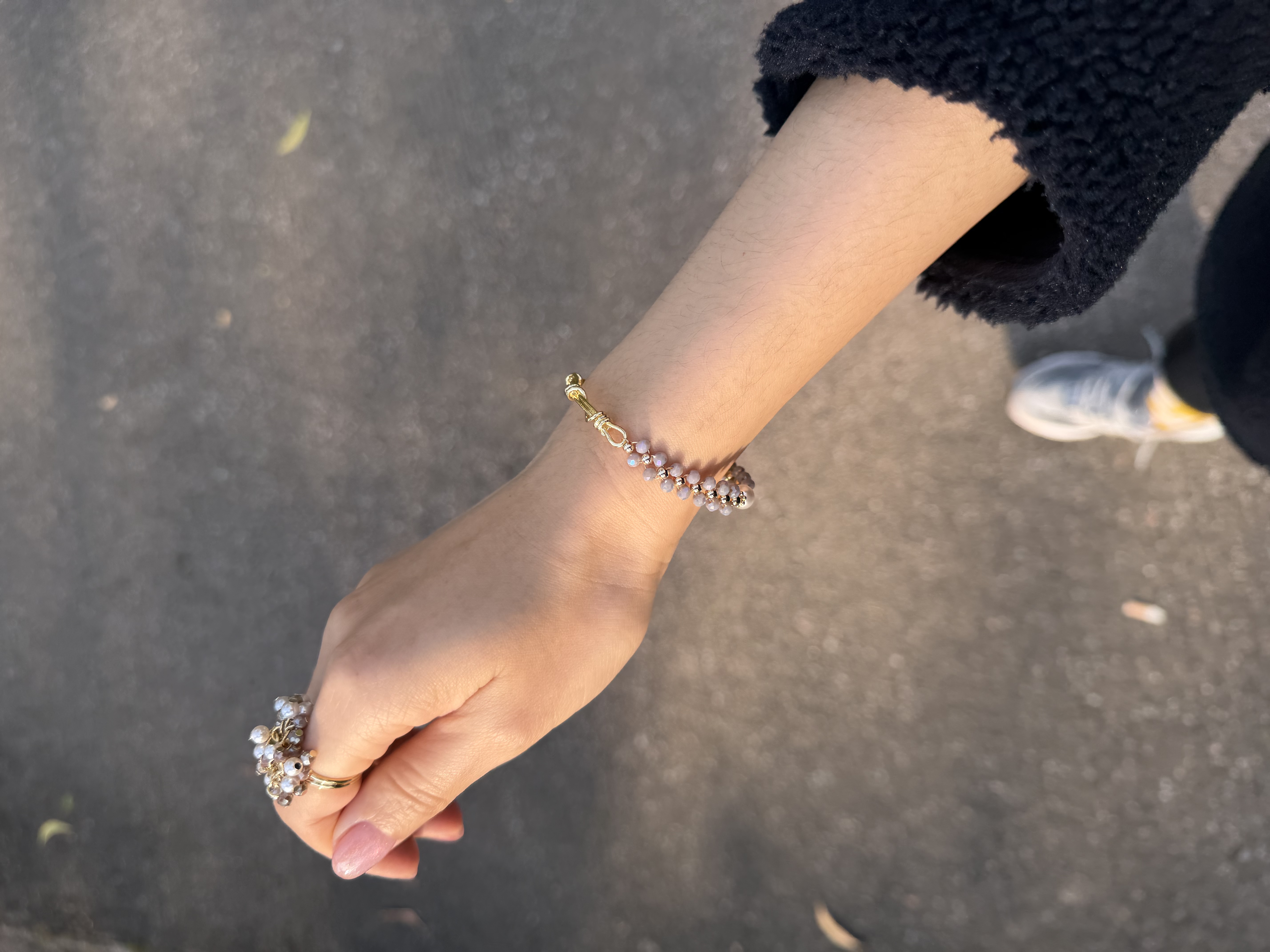 珍珠小花球併接手織手鍊/淺薰衣草x金色