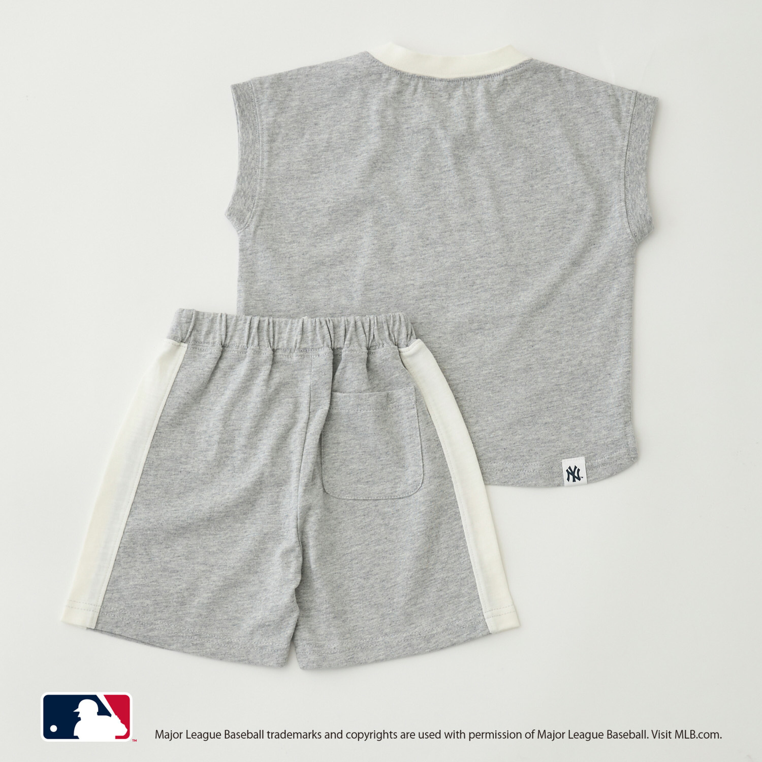 🇯🇵預訂 日本直送🇯🇵Petit Main x MLB系列三色球隊標誌上衣短褲上下套裝