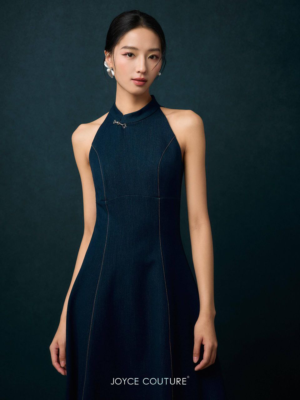 Cut in修身胸垫连身裙 D0098