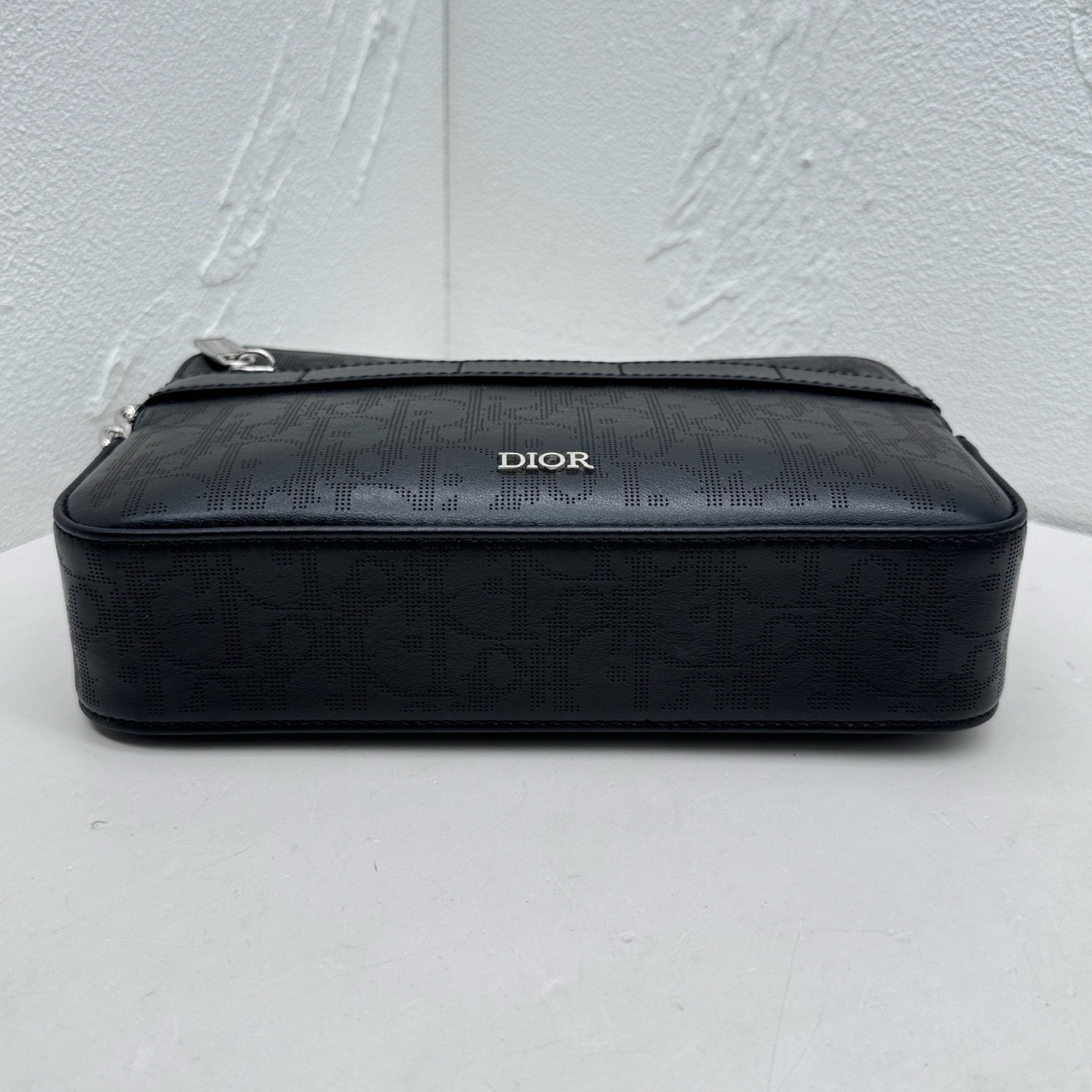 Brand Now DIOR Safari Messenger Bag / Product Code: 26051705