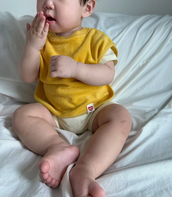 🇰🇷Here I Am 圍兜（不含帽）