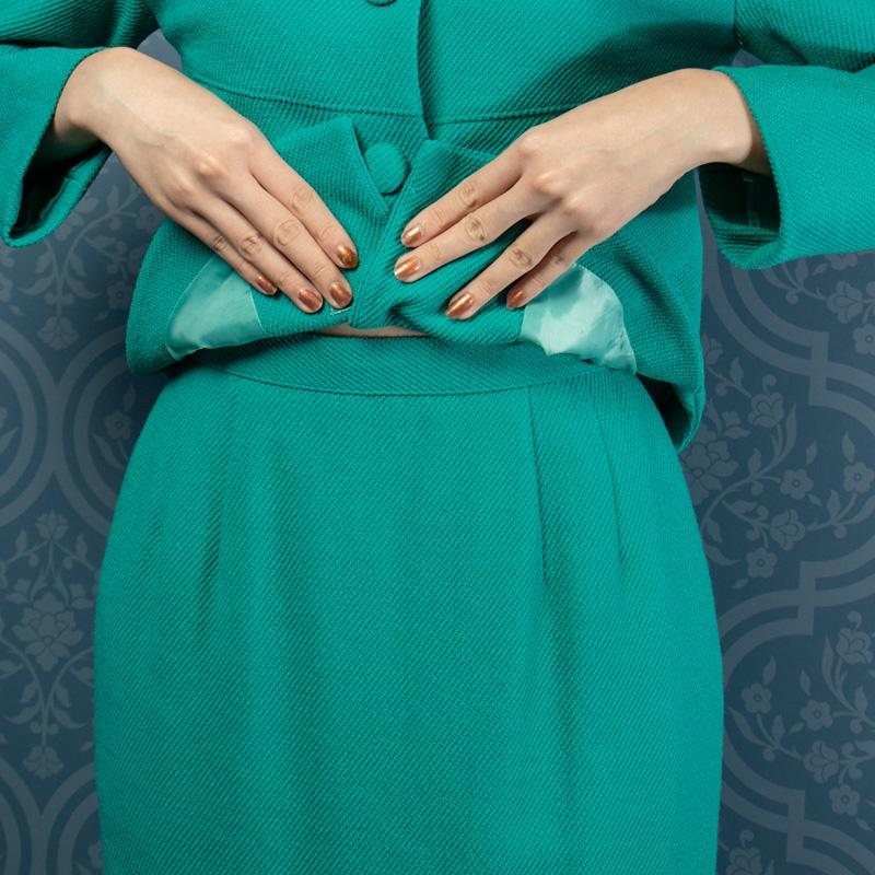 Vintage 1980s Turquoise Jackie O Suit/Twin Set (FG028)