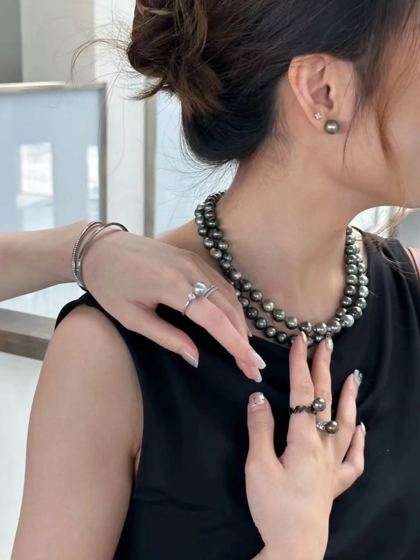 大溪地海水珍珠耳釘素釘 8-9mm  Pt900鉑金鑲嵌