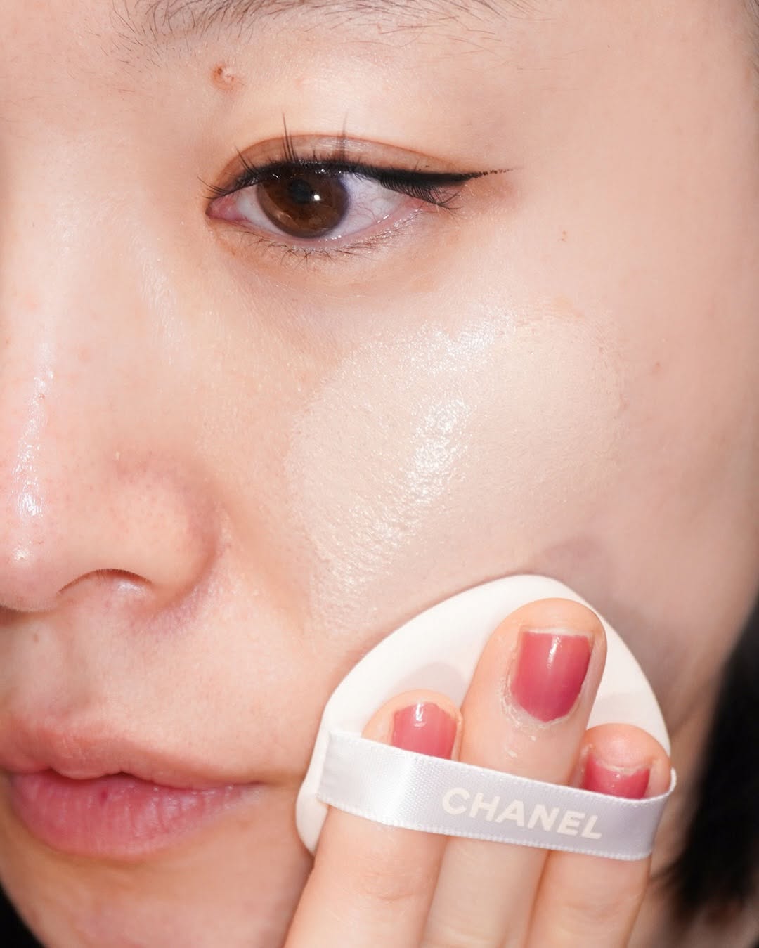 Chanel 香奈兒 LES BEIGES 自然亮肌果凍氣墊粉底 SPF 30/PA+++