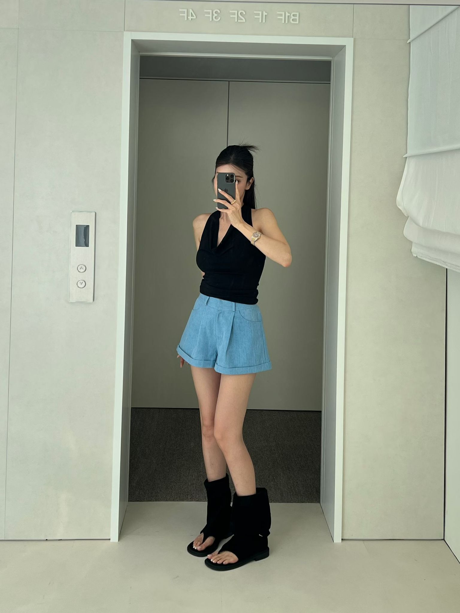 ♥︎顯腿長！人字紋褶腳短褲-Free size-