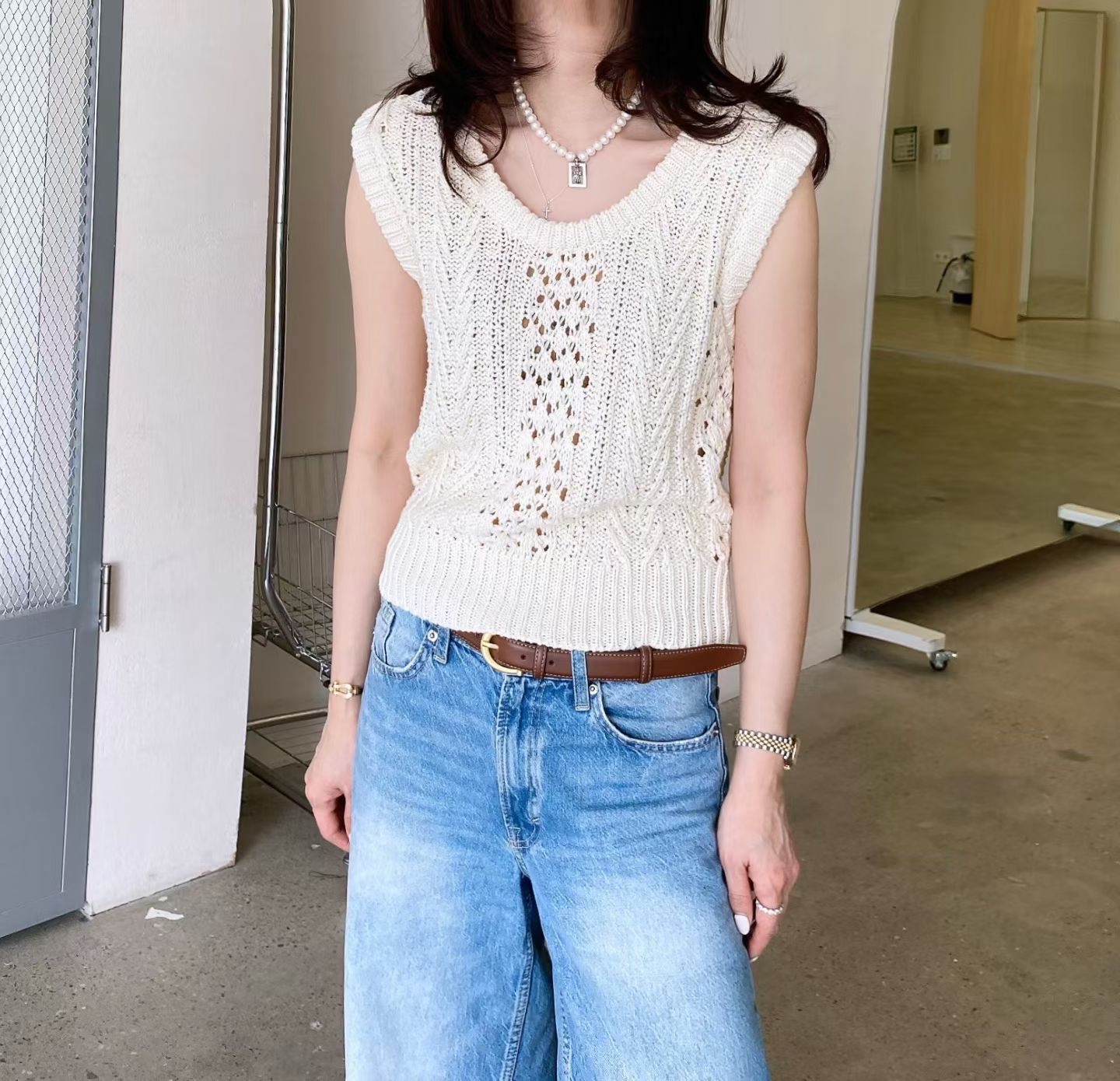 Knit vest
