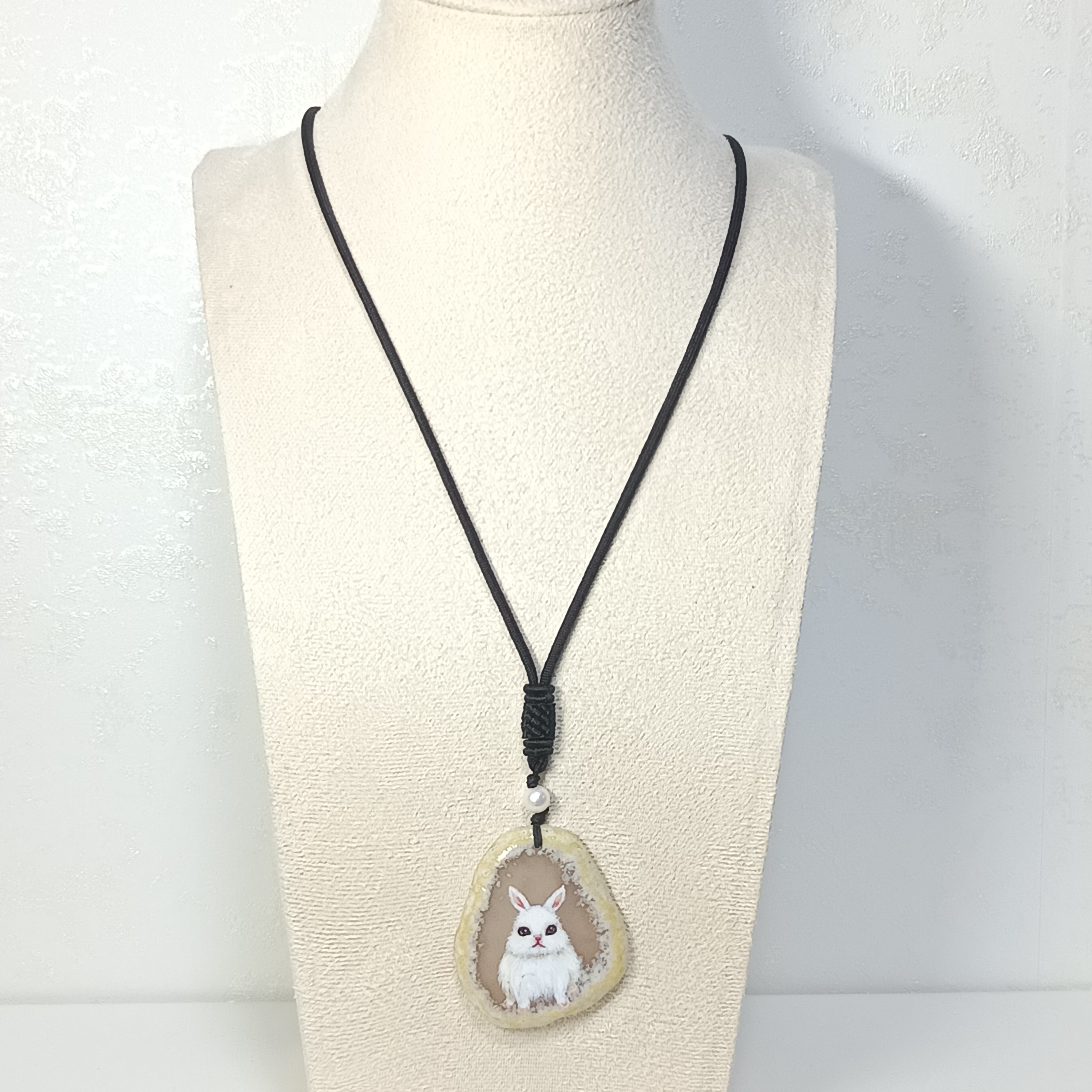 ✨復活節特別款 ✨不掉色藝術彩繪小兔天然瑪瑙片吊墜長頸鍊A