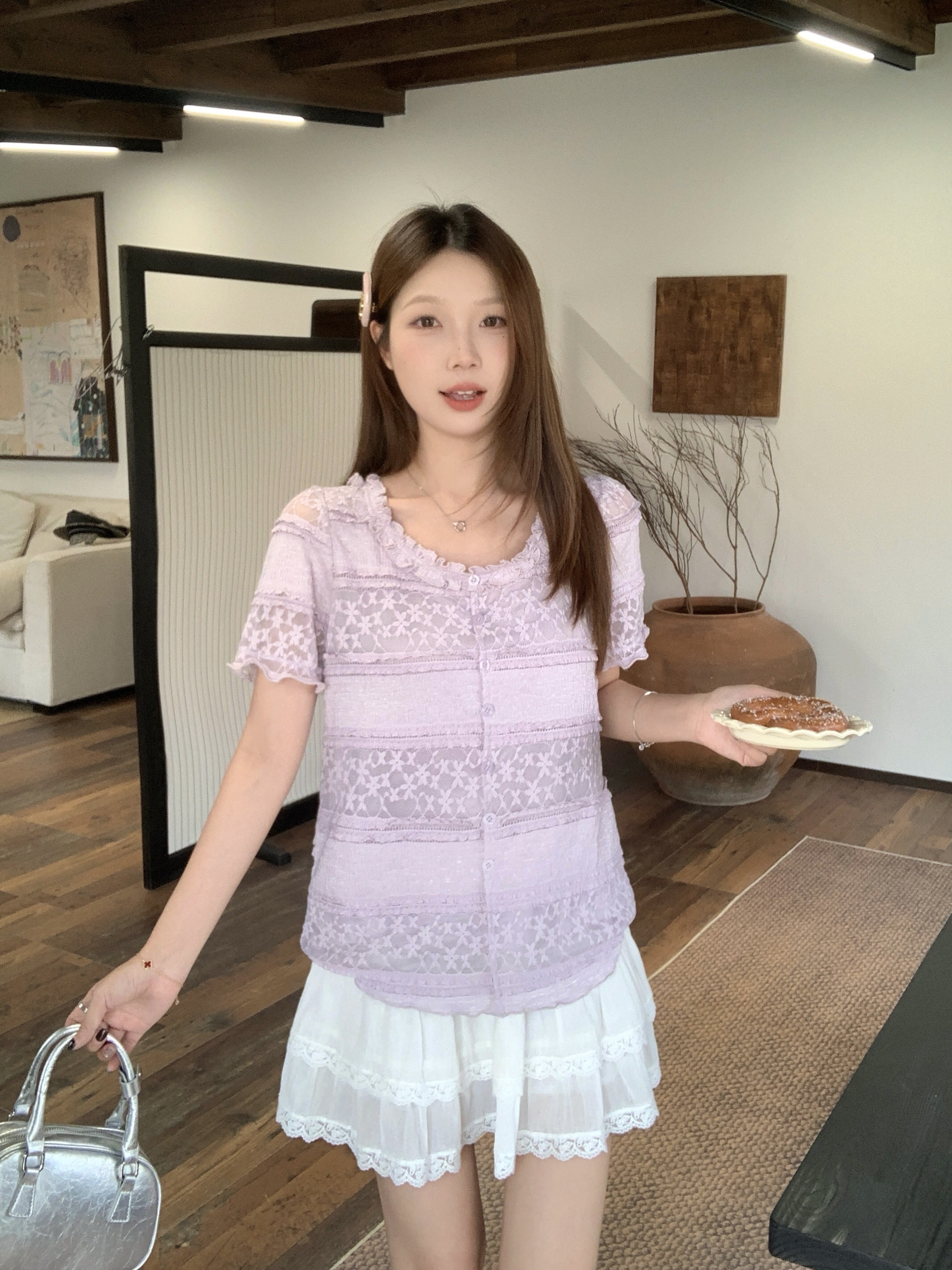 B174(80968) 法式轻奢风褶皱拼蕾丝横排拼接3色上衣 