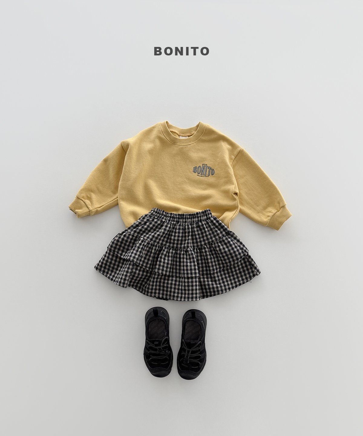 Bonito | Embossed Bonito Sweatshirt (+Adult)