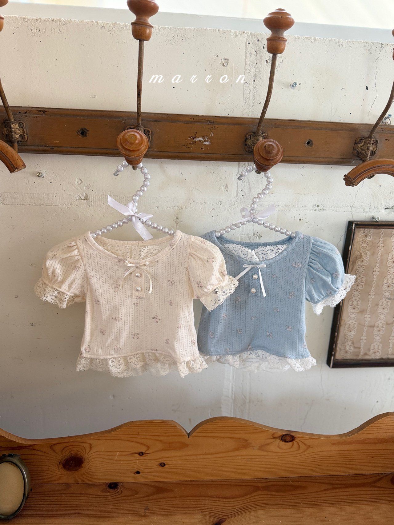 AW4230 Top