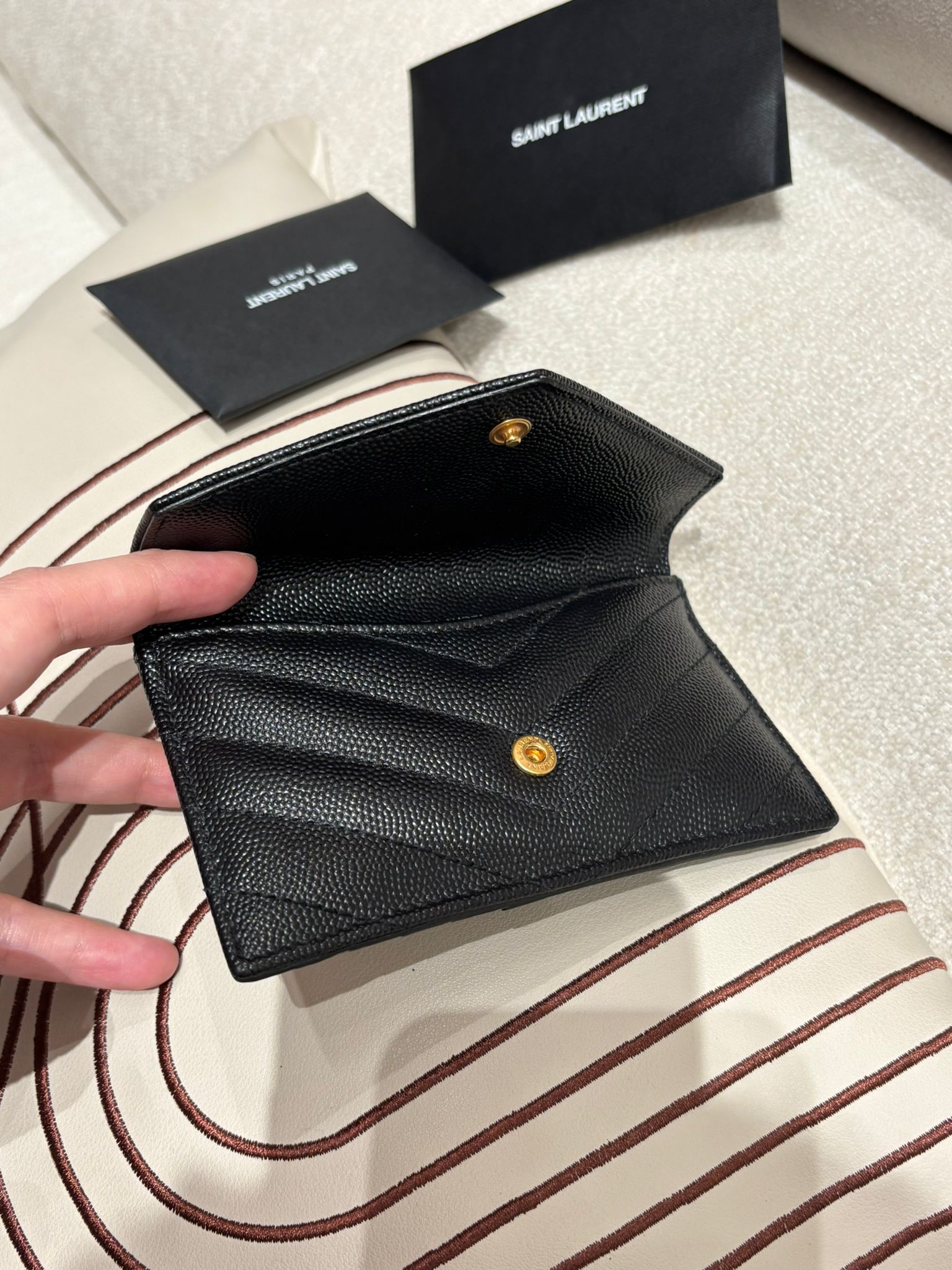 未使用品YSL 銀包黑色荔枝牛皮金扣wallet 100%Authentic, Unused未使用品 ✅收據✅Card✅Box