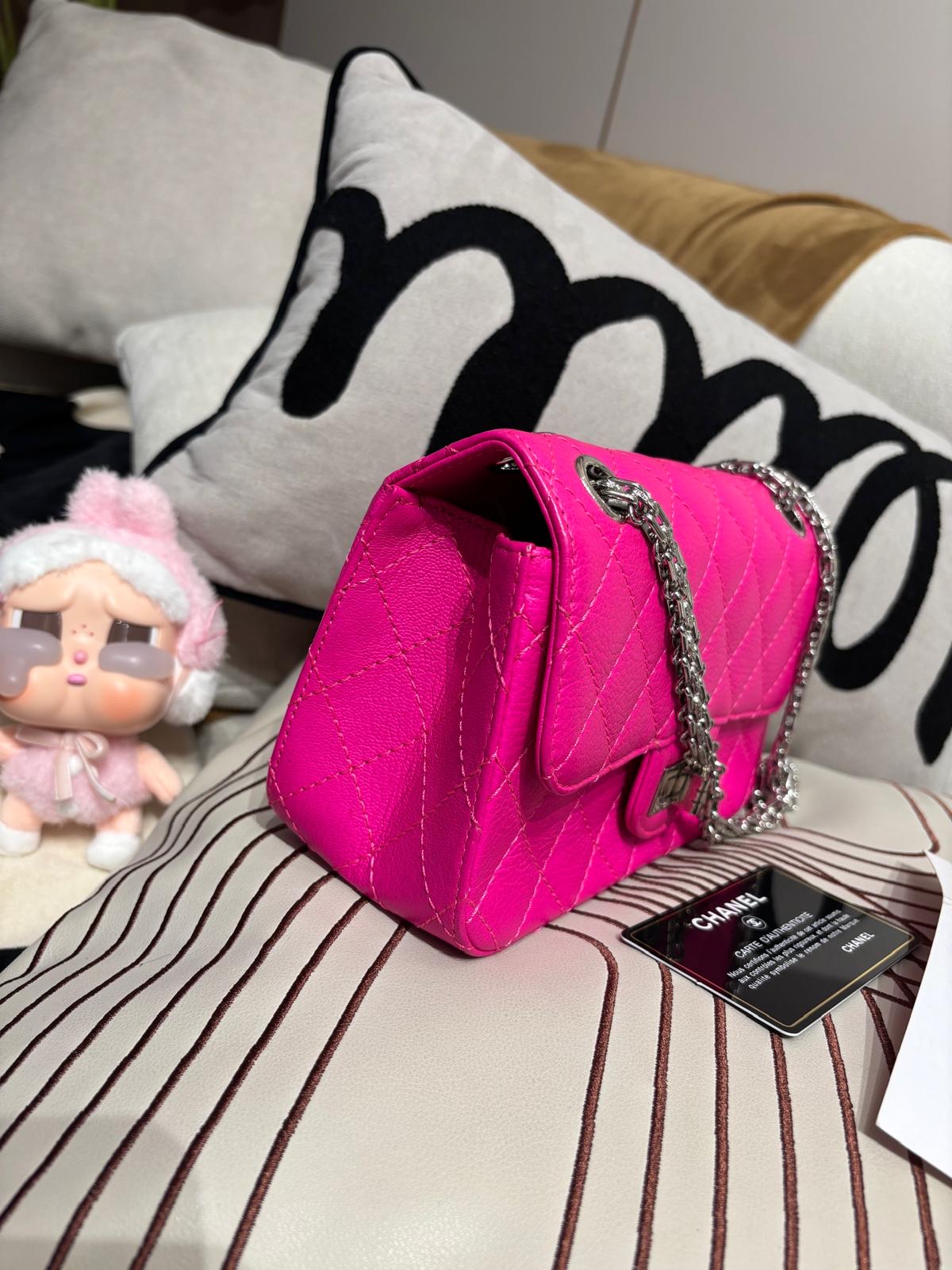 Chanel 2.55 mini calfskin 100%Authentic,98%new ✅收據✅28CARD✅dust bag✅box 
