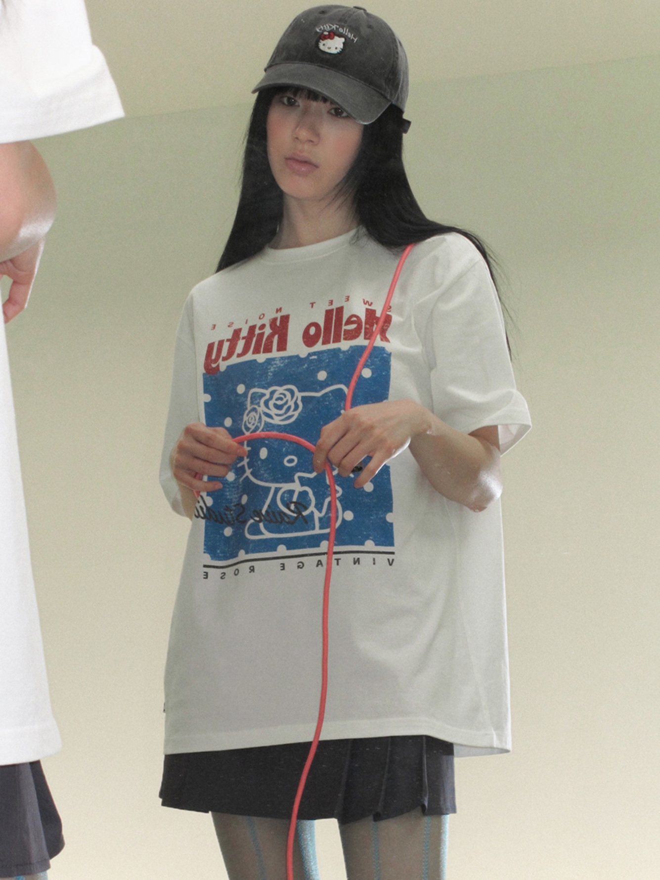 RAIVE × Hello Kitty｜Dot Graphic Tee