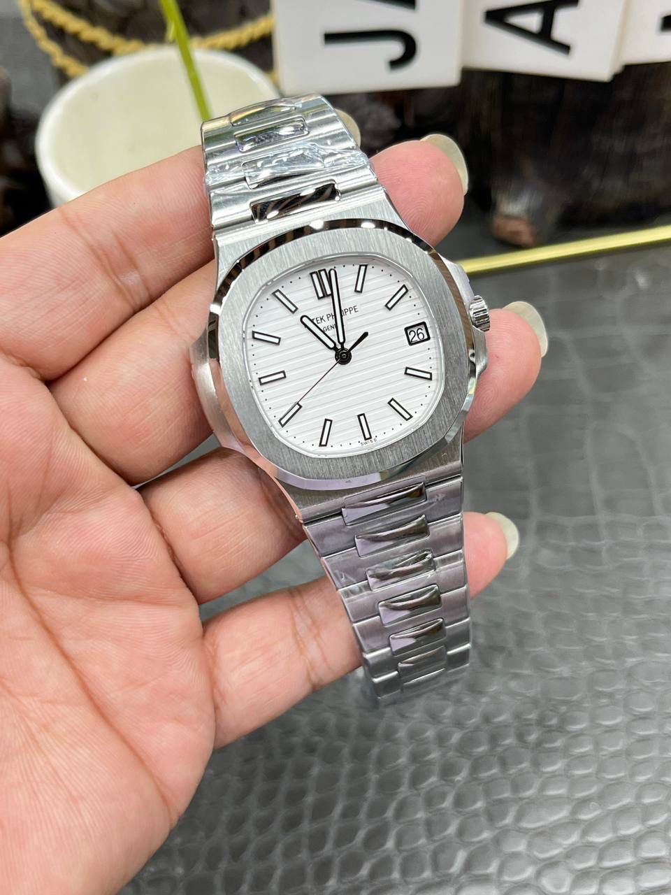 百达翡丽鹦鹉螺5711白面/40mm*8.3mm/Cal.324一体机😍💯🤍