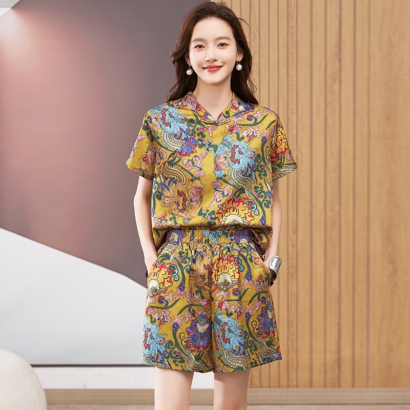 B49(8190) 新中式气质复古国风艺术花纹上衣与短裤红黄套装