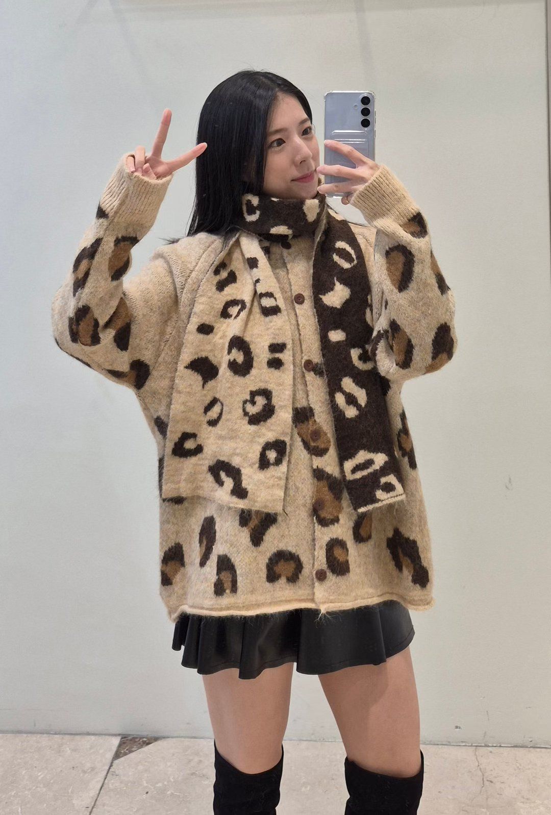 🩷FW 🇰🇷MADE IN KOREA🇰🇷New 목도리Set ❄️🧣休閒、超大版型針織毛衣，搭配可拆卸的配套圍巾