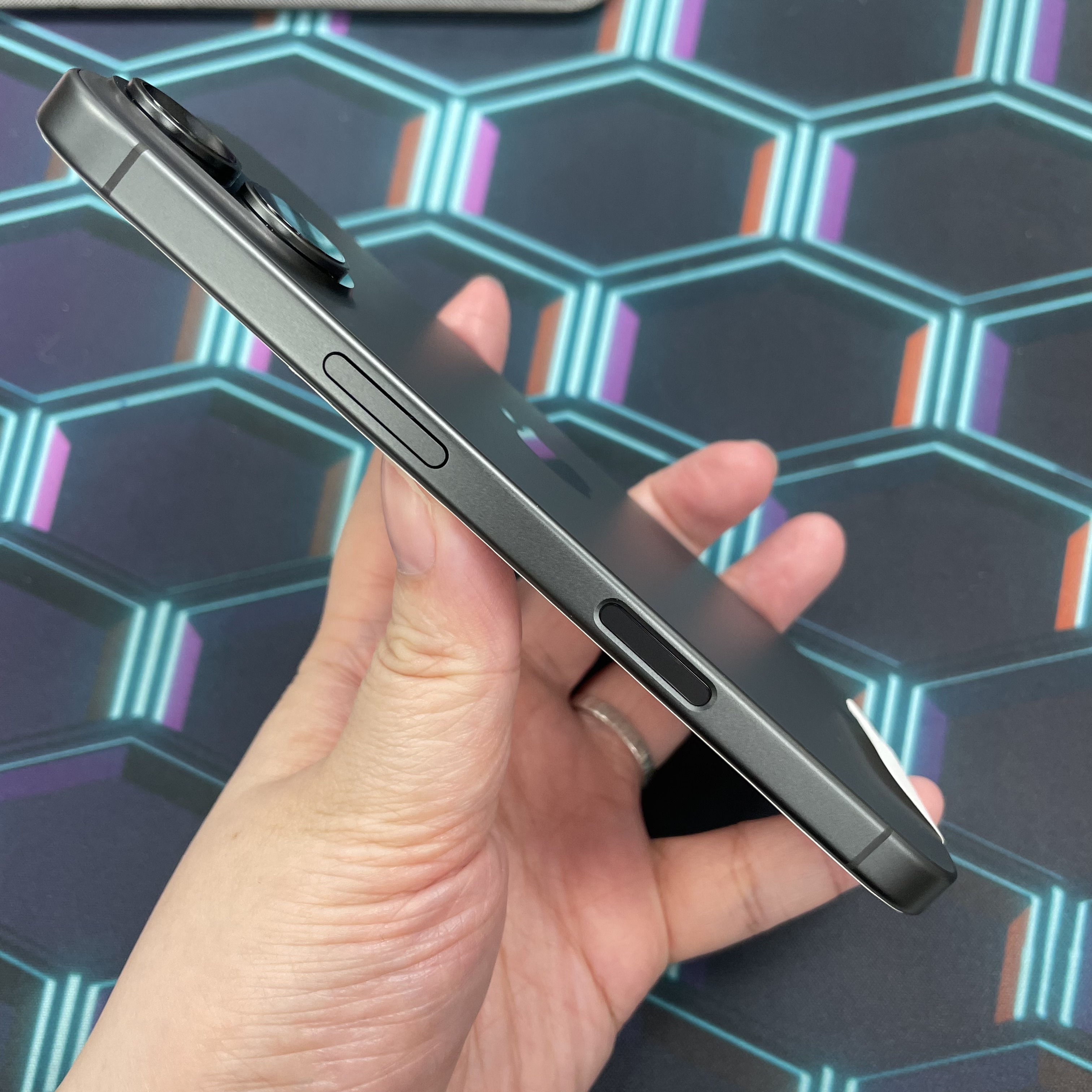 *5956 17 全新機 512GB 電100 黑色 black