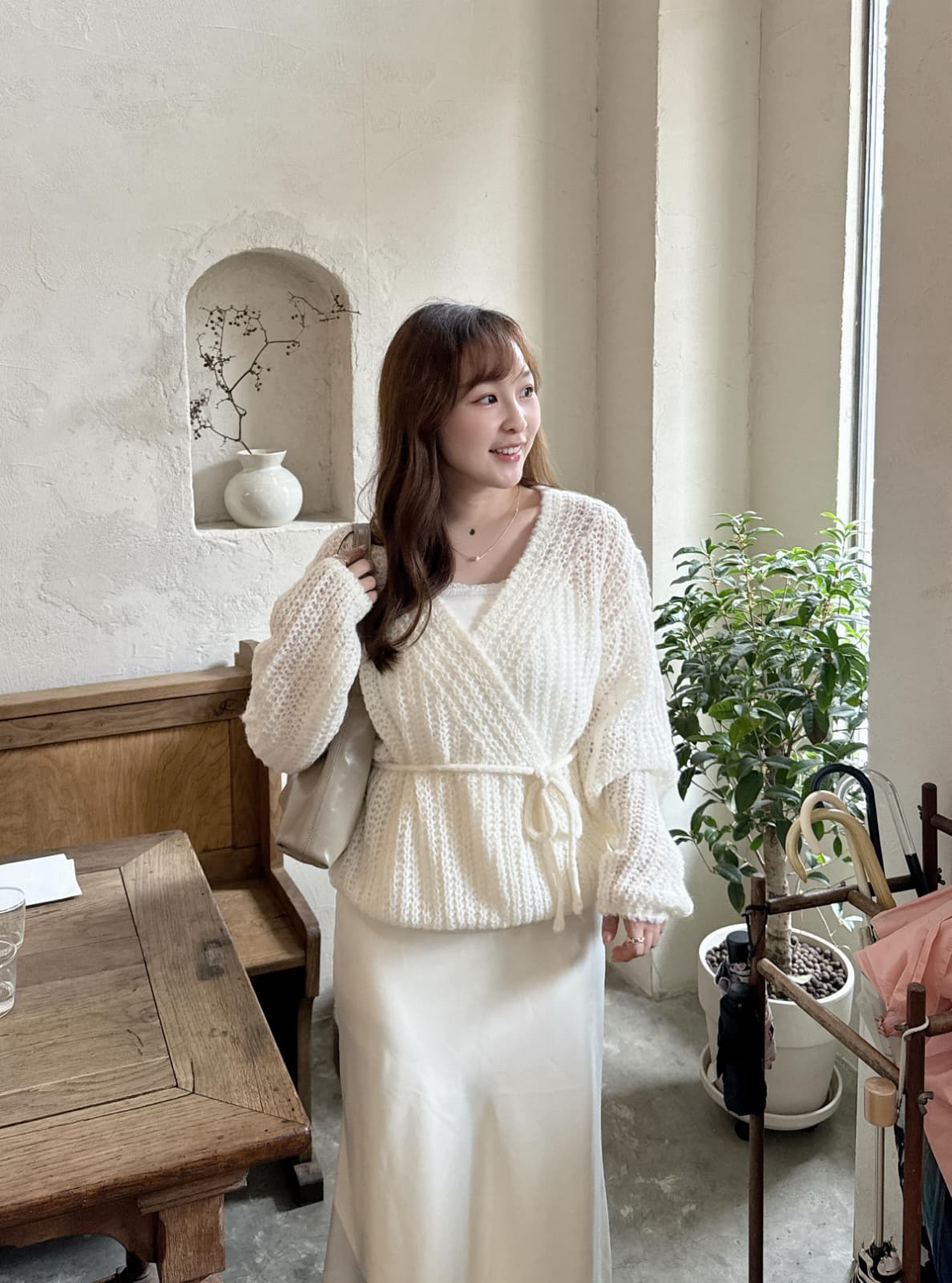 【溫柔氣質】粗冷交叉修腰針織上衣