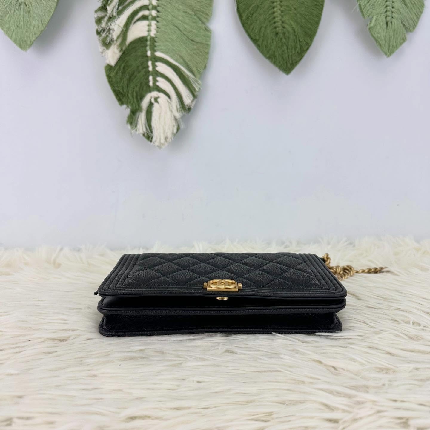 CHANEL🤍PRE OWNED LeBoy 黑金荔枝皮 WOC 晶片款 全套有盒🖤 