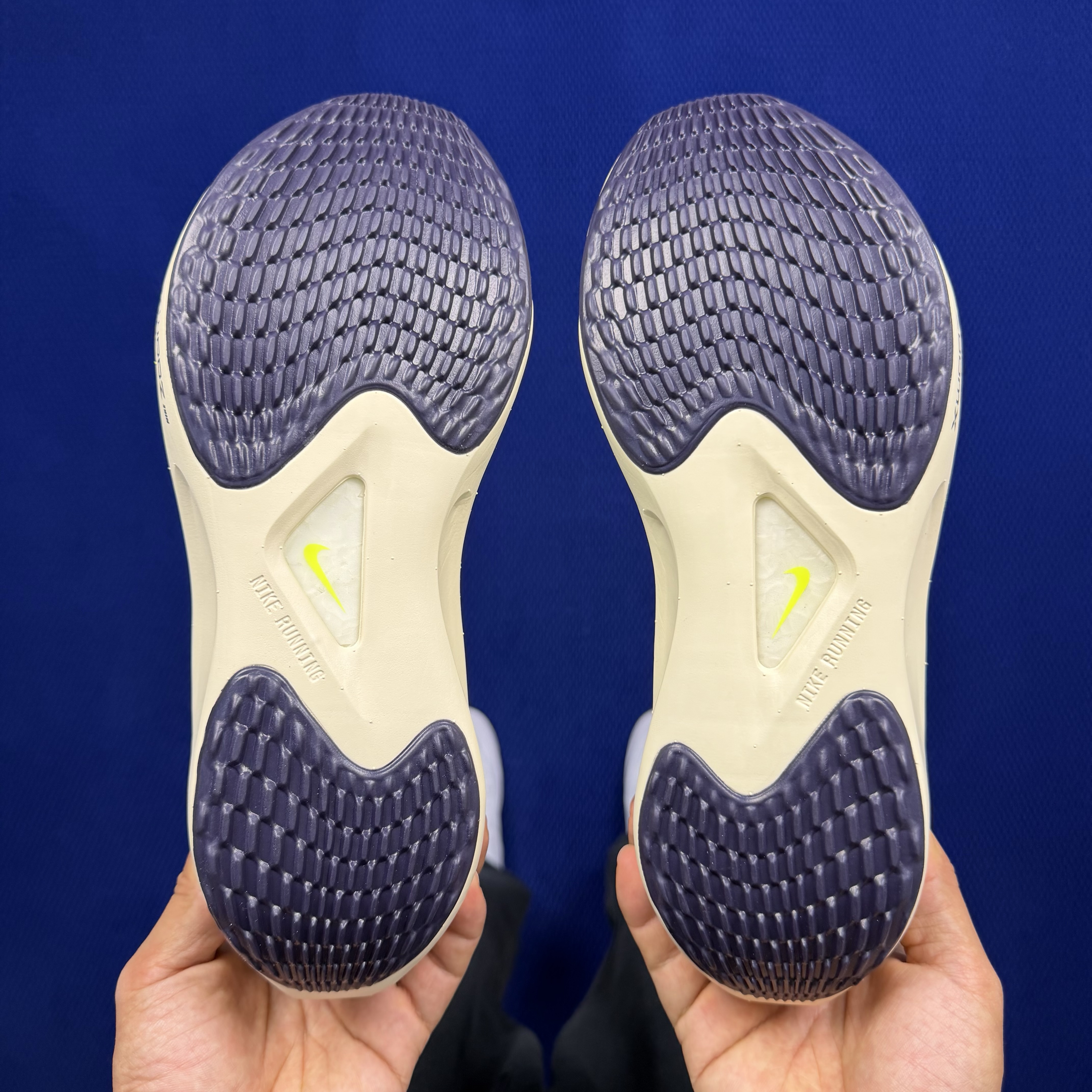 Nike Zoom Fly 5 DM8968-300