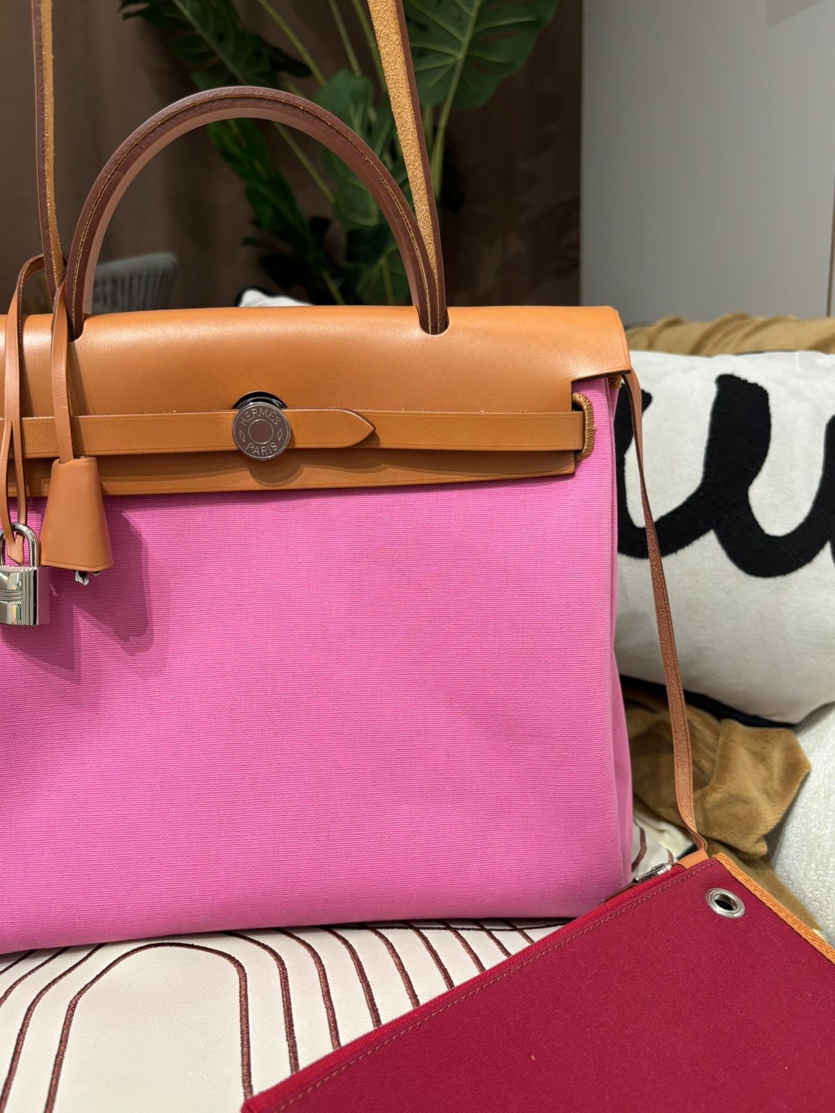 Hermes Herbag 31 Stamp Z Bubble Gum / Rubis / Nature 100%Authentic, 95%New ✅收據✅Key Lock✅Dust bag