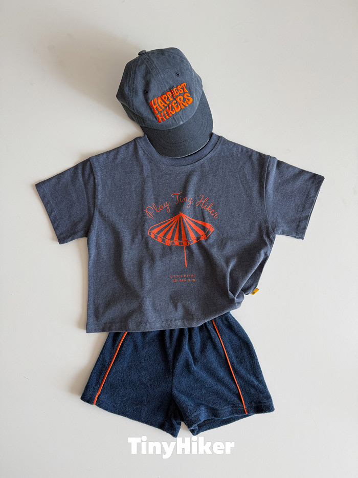 🇰🇷Tiny Hiker tee