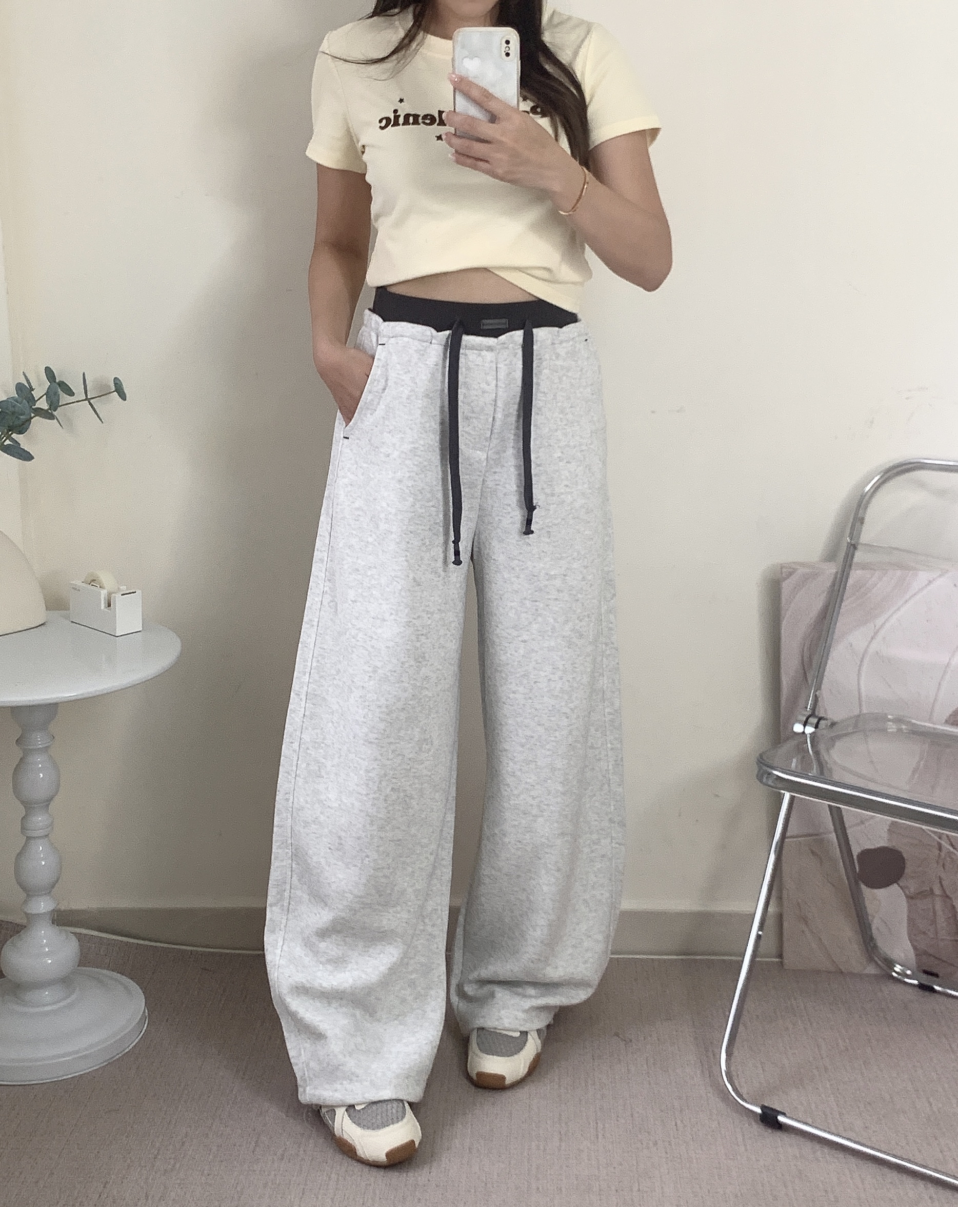 現貨》 撞色腰彎刀闊褲-白灰色