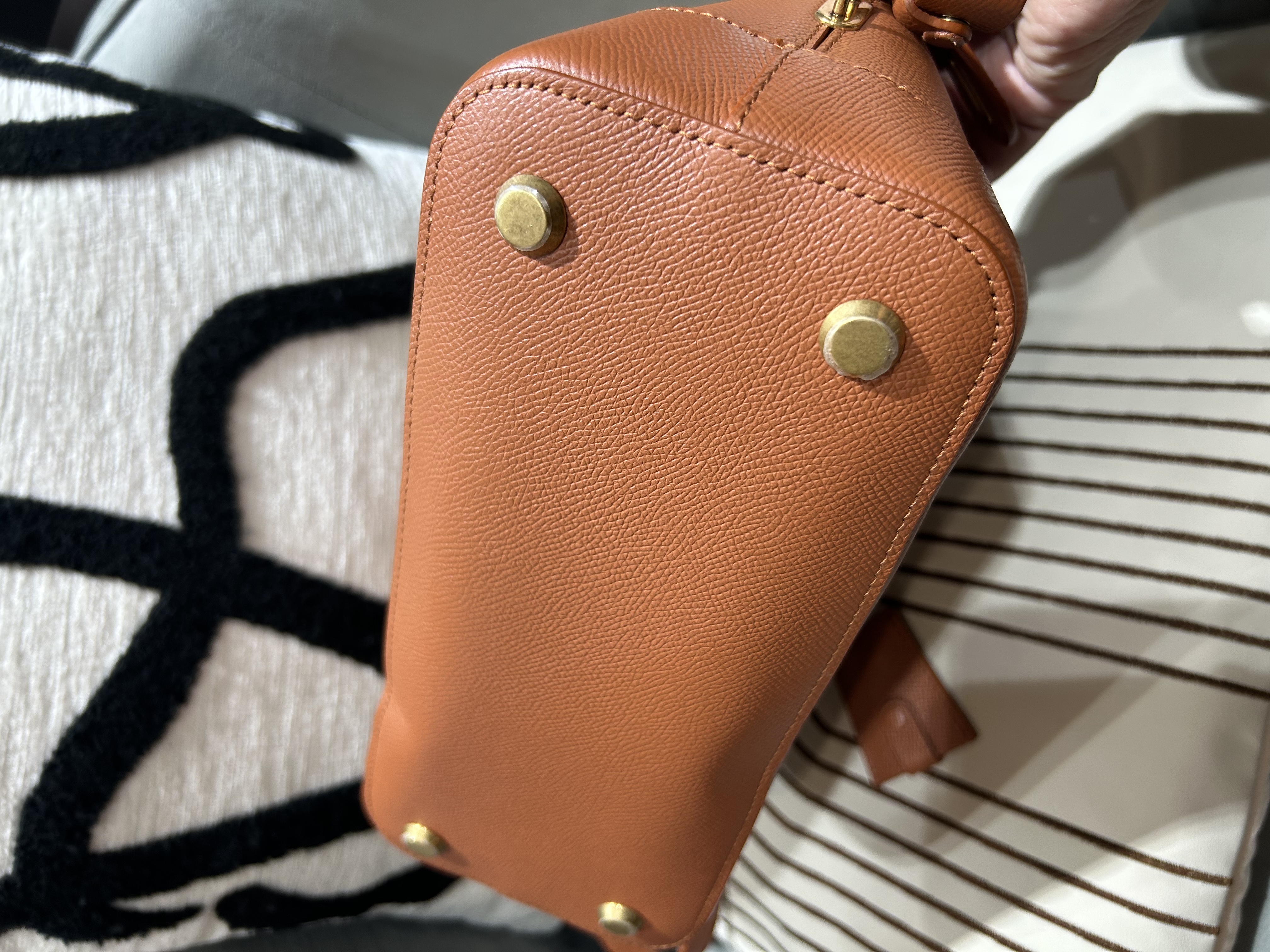 BALENCIAGA Ville Top Handle 2 way bag calfskin,100%Authentic,95%new 