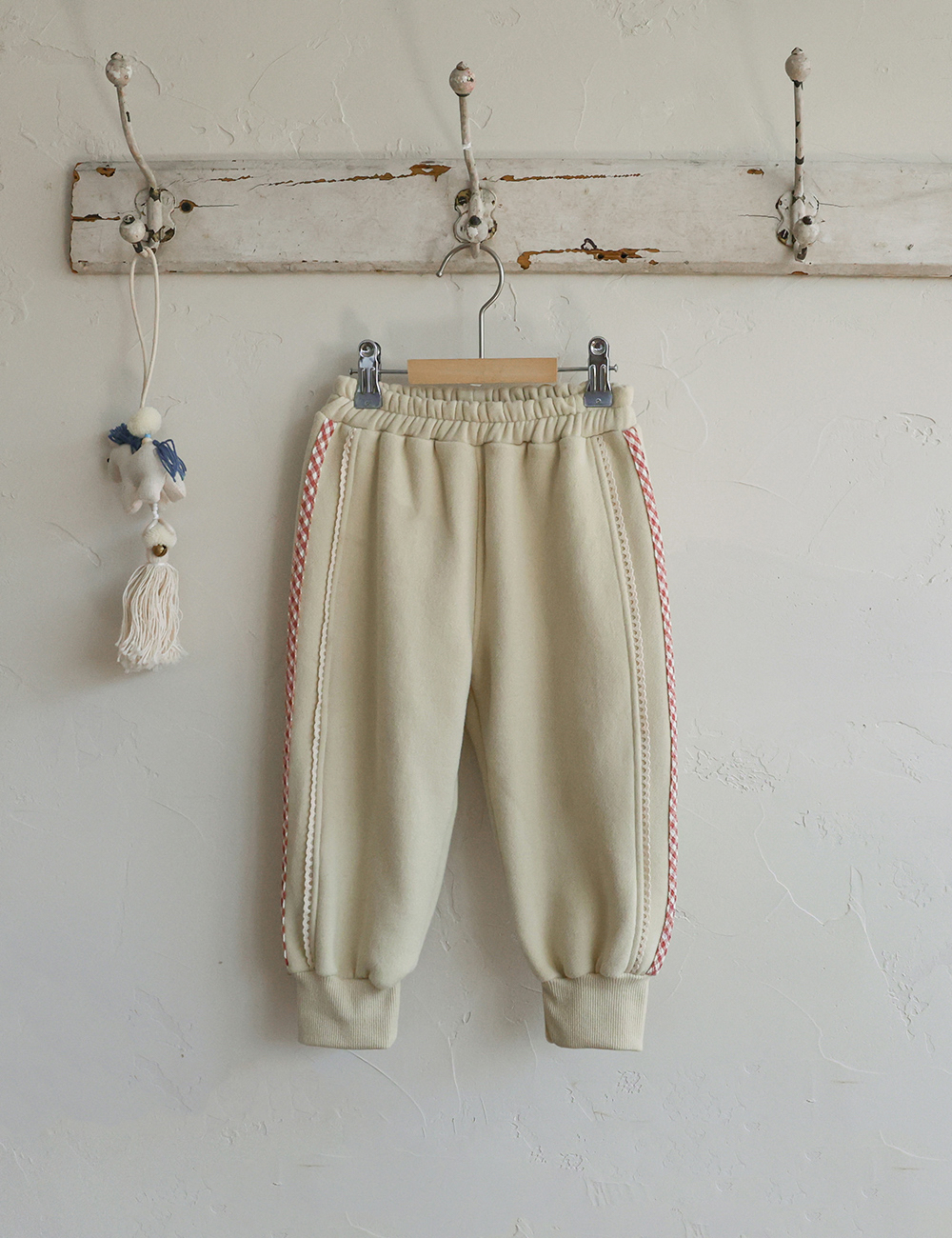 FLO | Cherry jogger