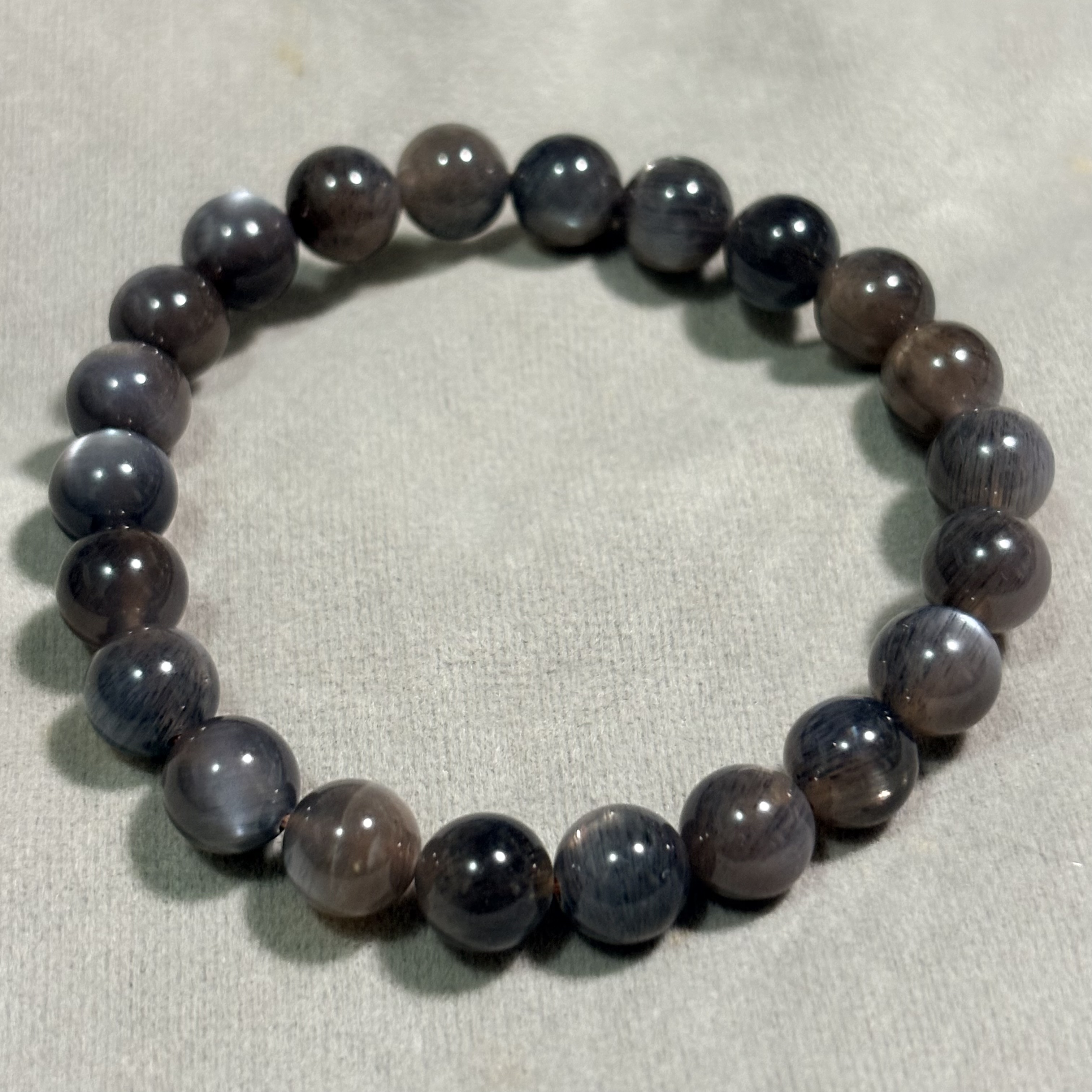 黑骨幹太陽石 手串Black Sunstone  No3222 | 規格：8.5mm珠15.5 cm手圍