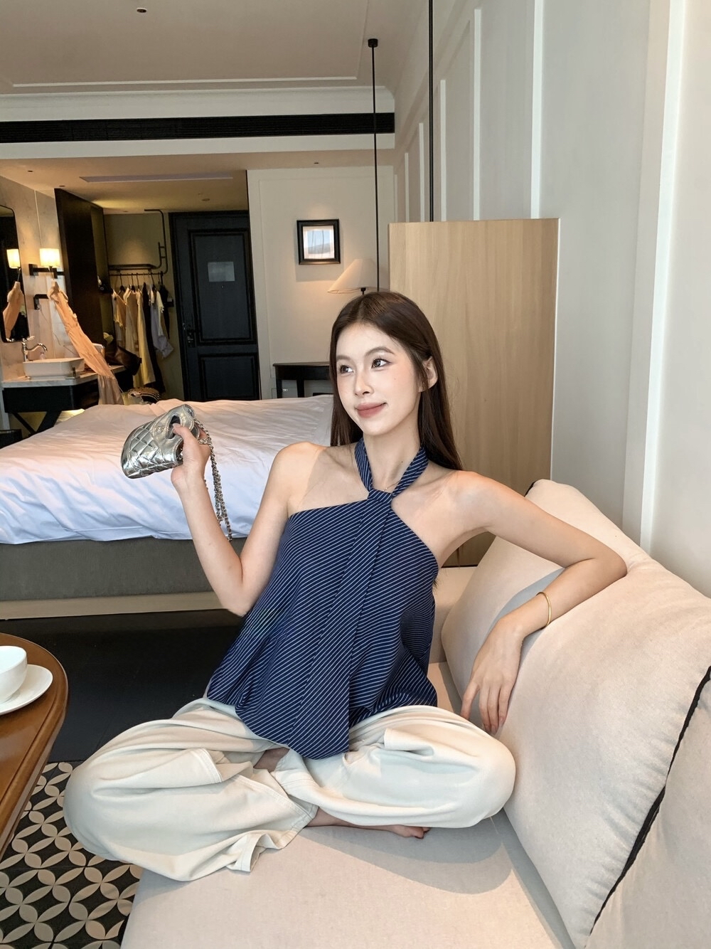 韩系气质设计感领带花苞条纹背心 Striped Halter Top 