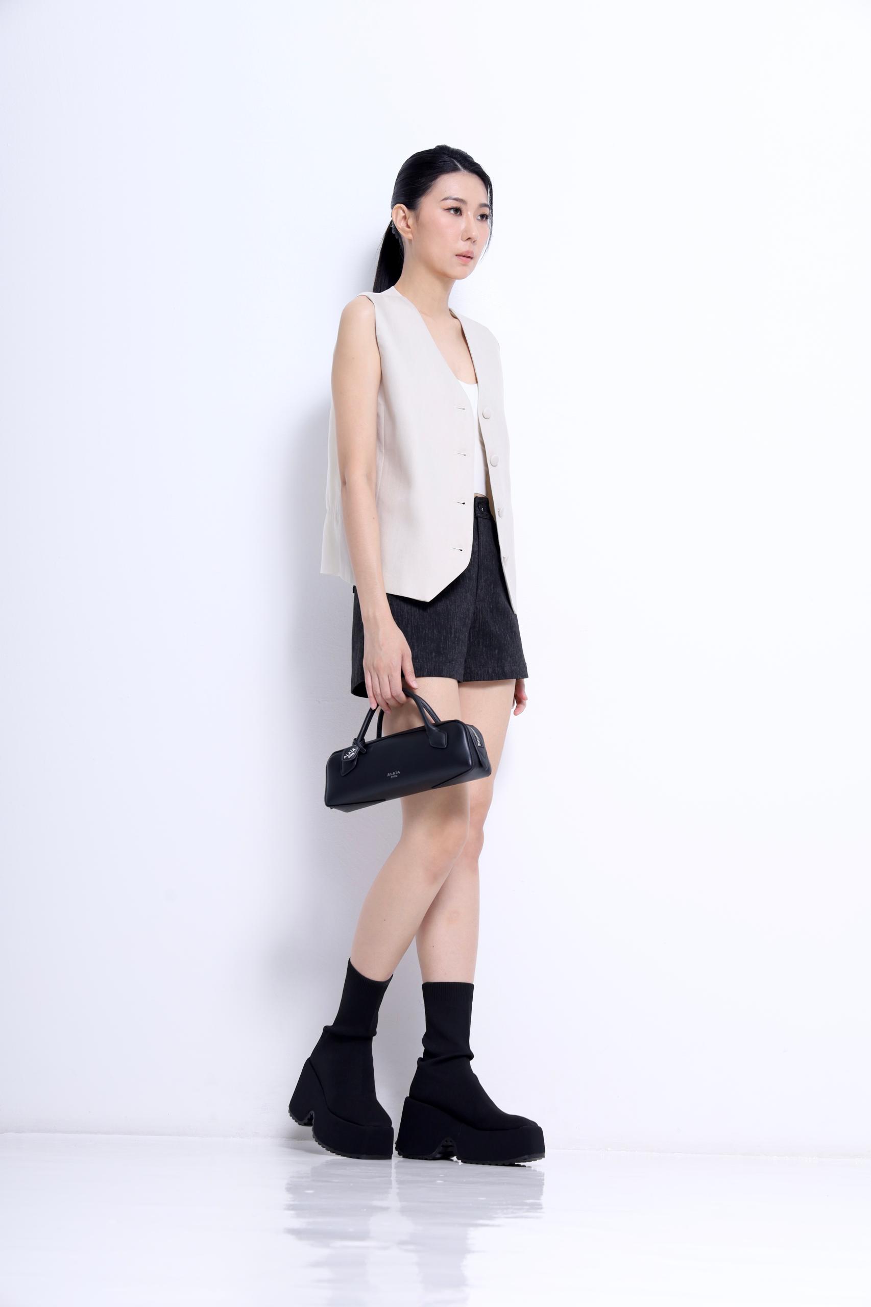 CB2755 Classic V-Neck Tailored Vest