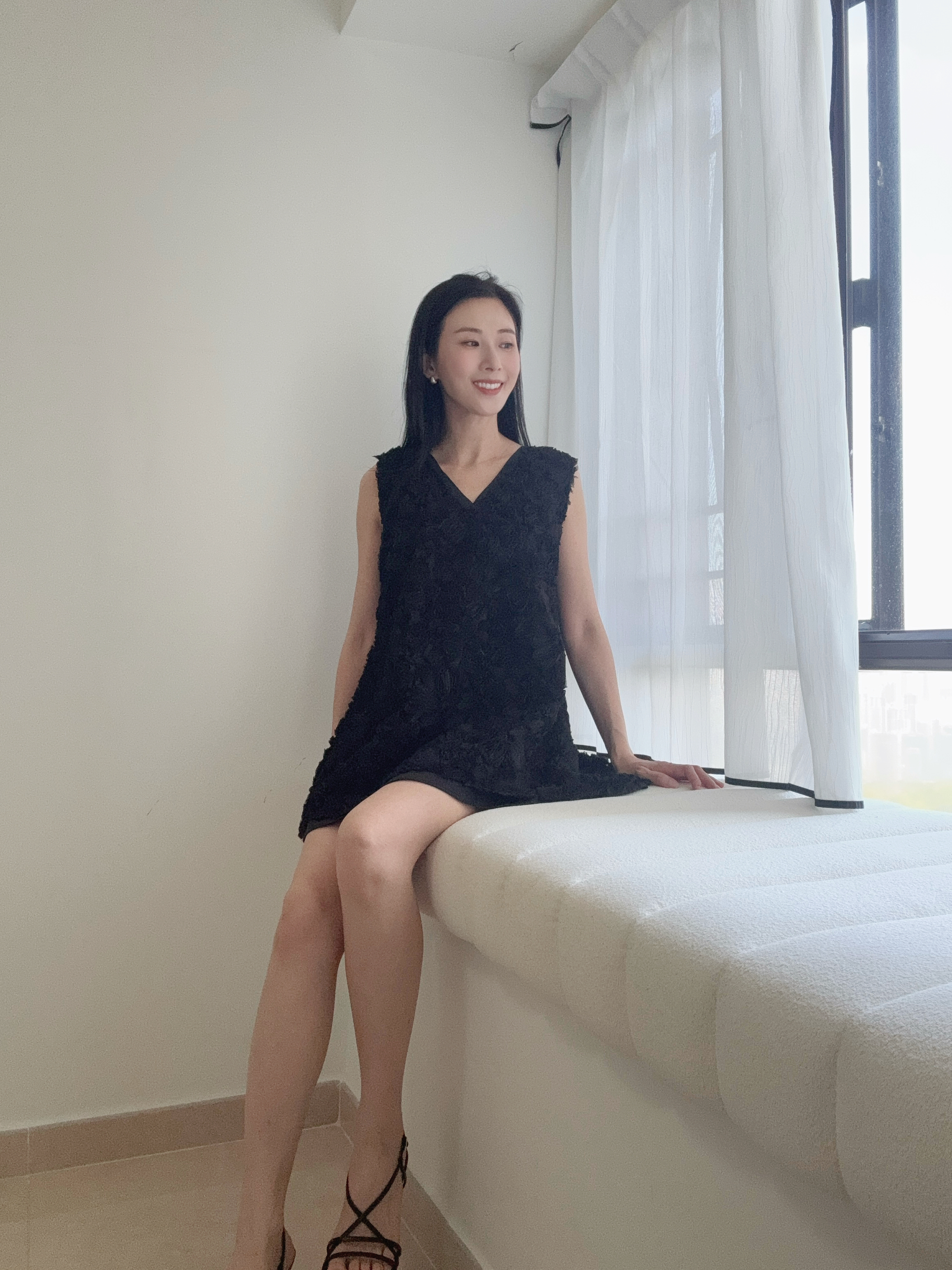 Elegant flower v-neck dress/top
