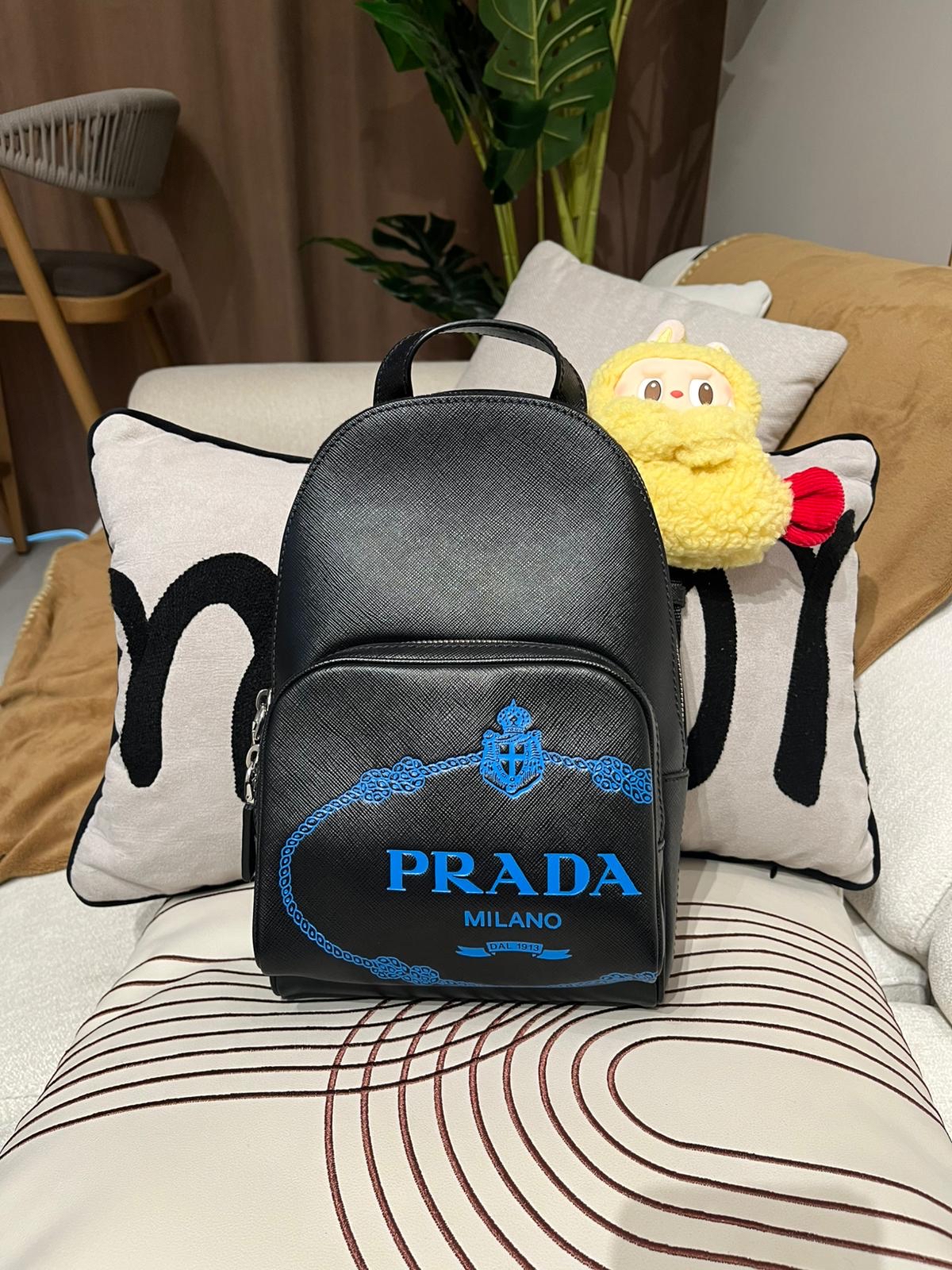 PRADA Black Saffiano Leather One Shoulder Crossbody Backpack Bag 2VZ031 sling bag 100%Authentic ,98%new ✅ certificate ✅card tap booklet ✅dust bag