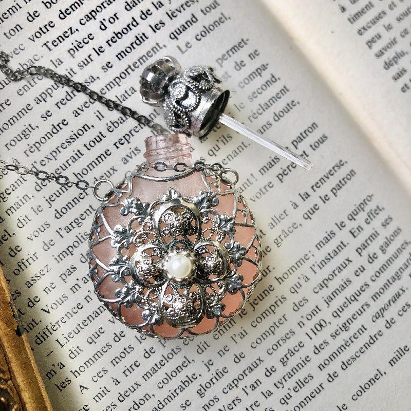 Vintage Recomposed Refined FIligree Design on Rosé Frosted Glass - Purse Perfume Glass Bottle Necklace(MT1696)